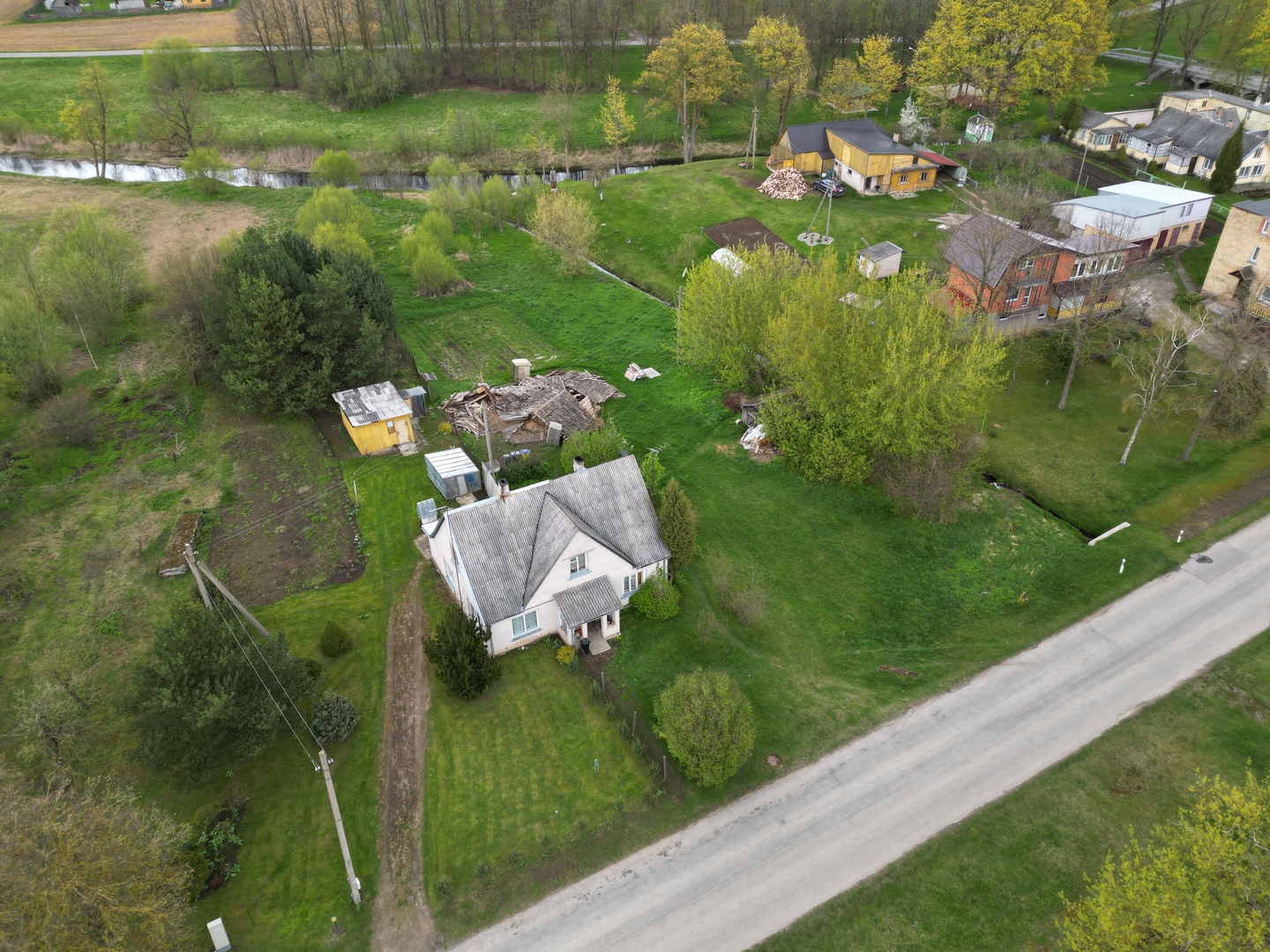 Parduodama namo dalis, Miežiškių mstl., Panevėžio r.