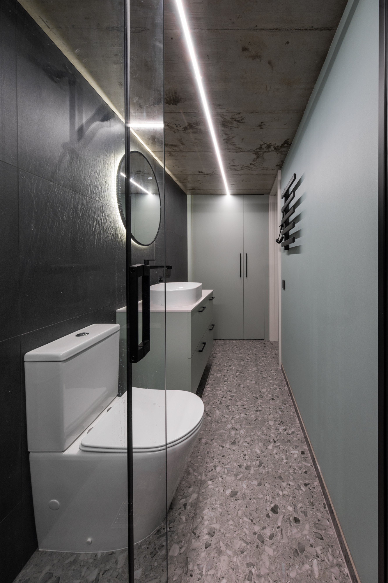 Butas su terasa pajūryje