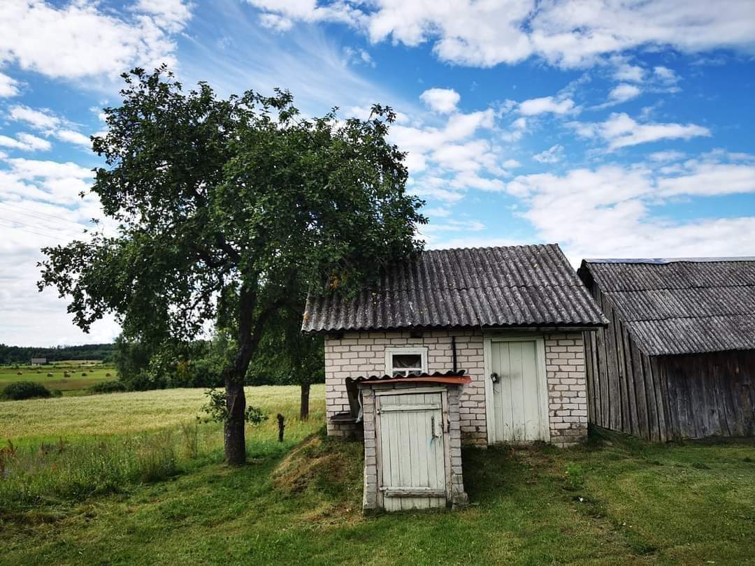 Parduodama sodyba Utenos raj.