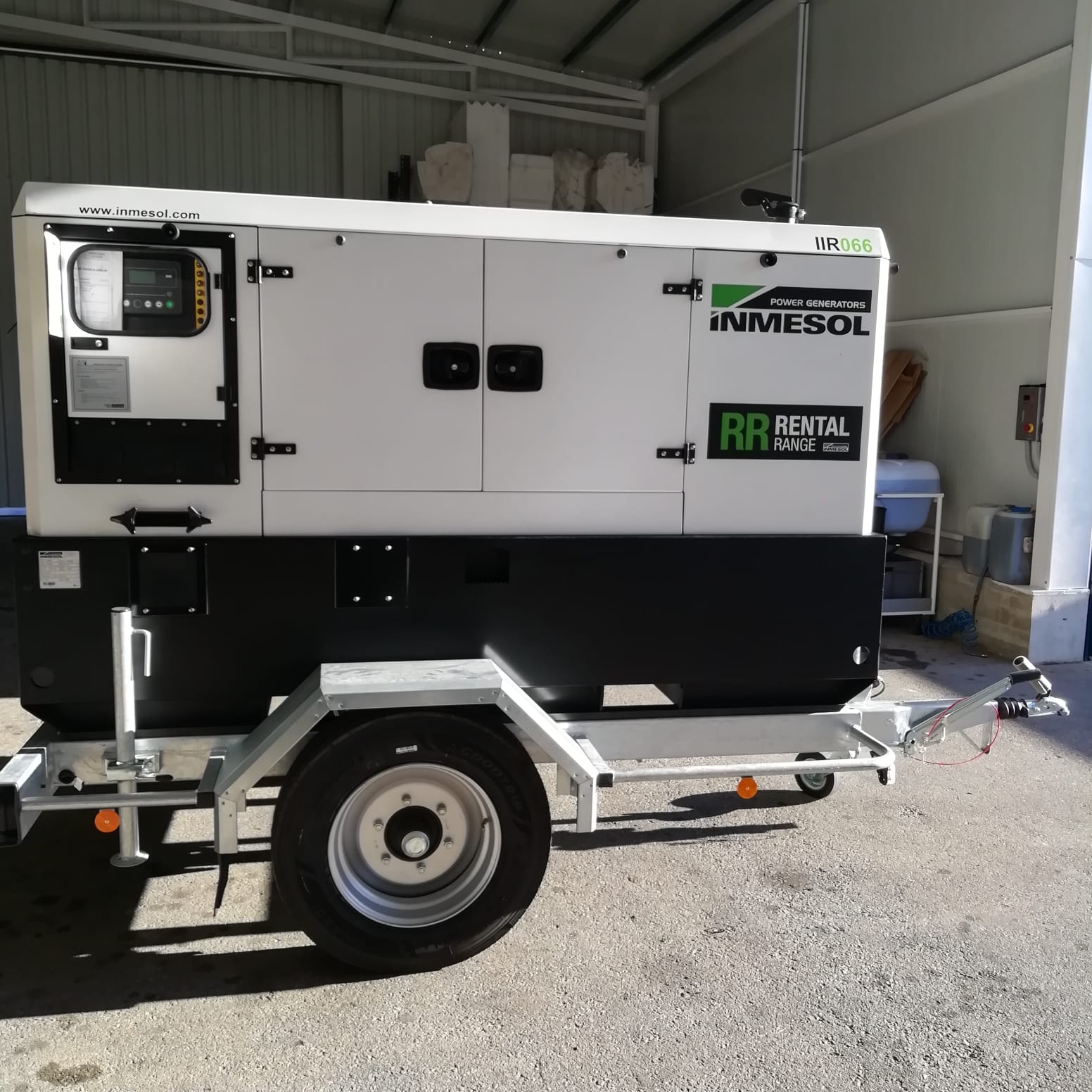 Dyzeliniai generatoriai