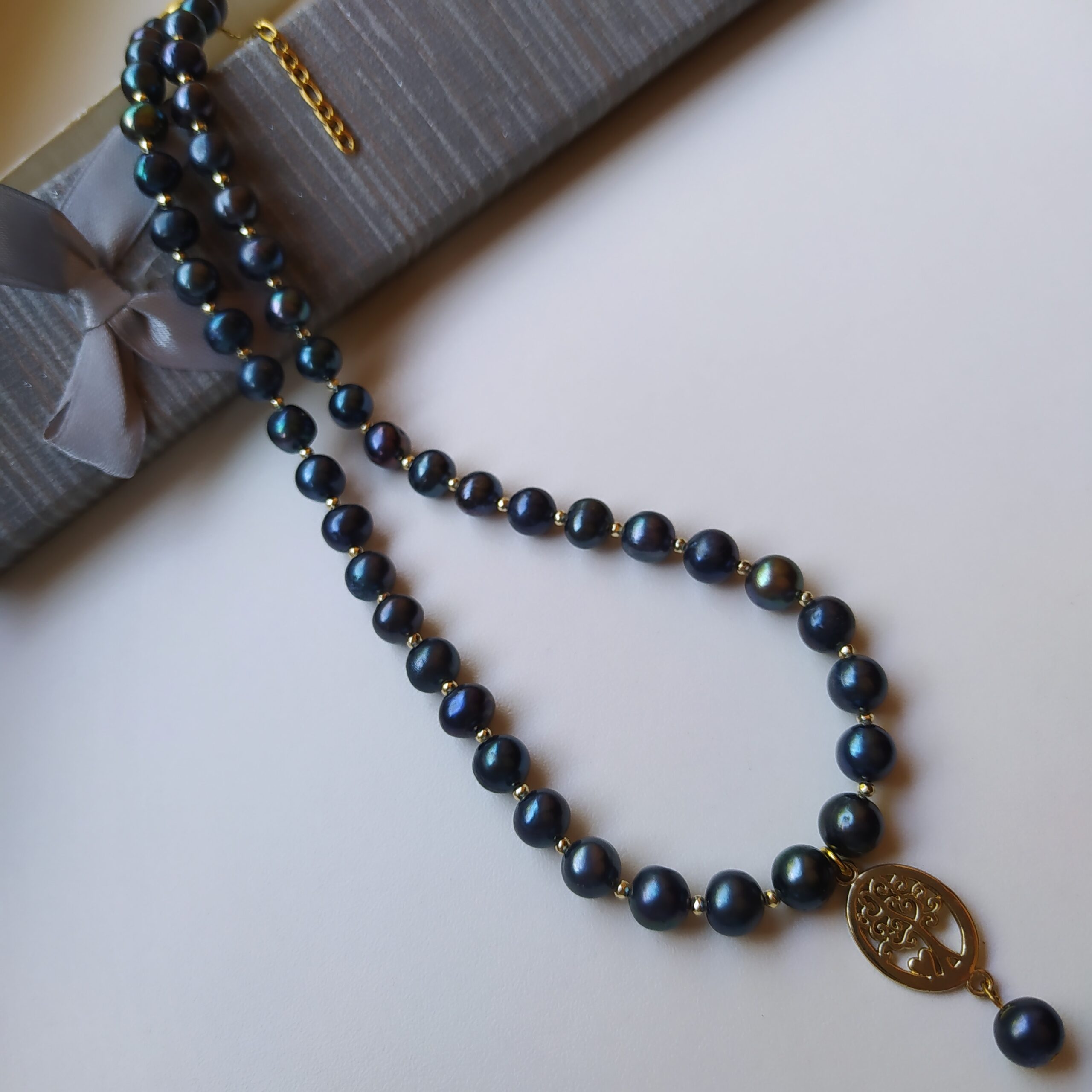 Perveriu nutrukusius vėrinius, perdarau