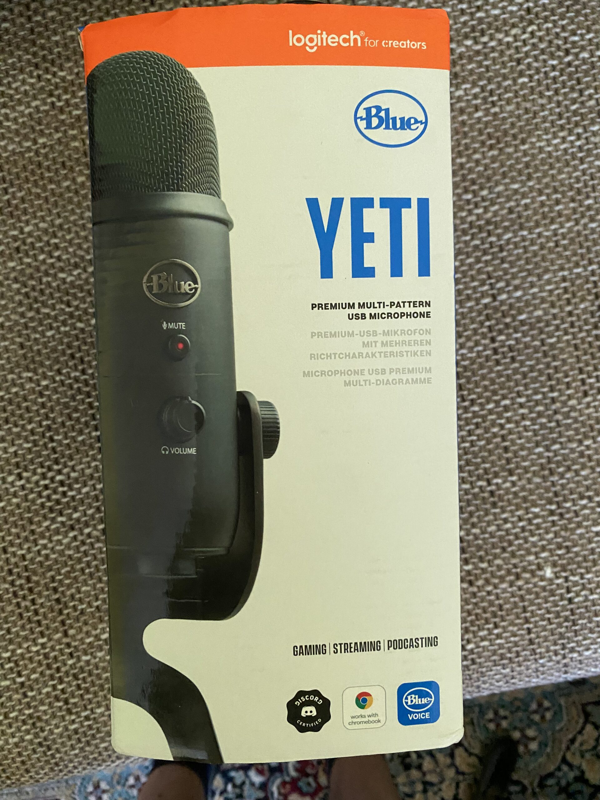 Blue Yeti Microphone (blackout)