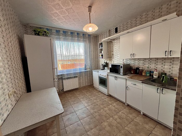 Parduodamas 2 kambarių butas RADVILIŠKYJE