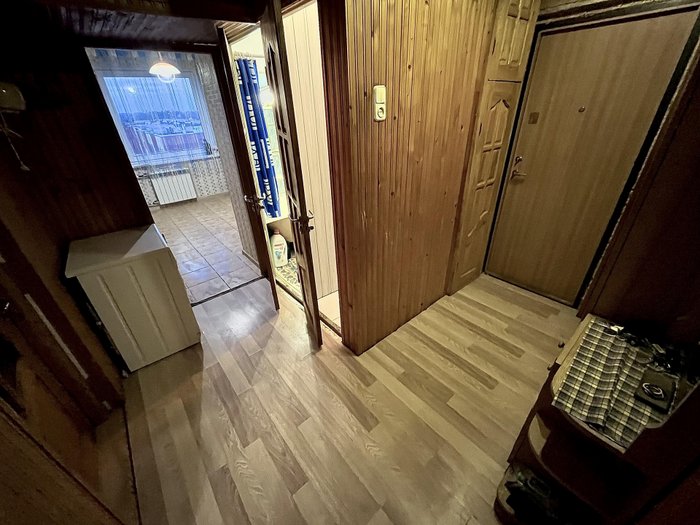 Parduodamas 2 kambarių butas RADVILIŠKYJE