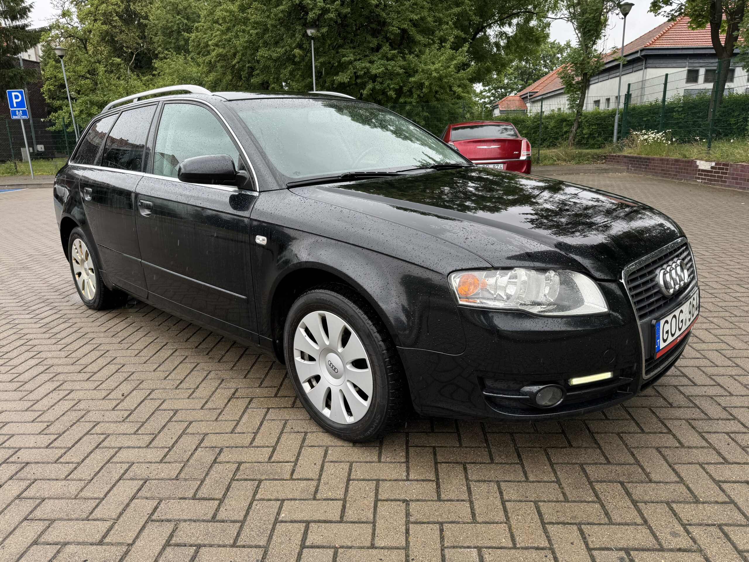 Parduodama Audi A4
