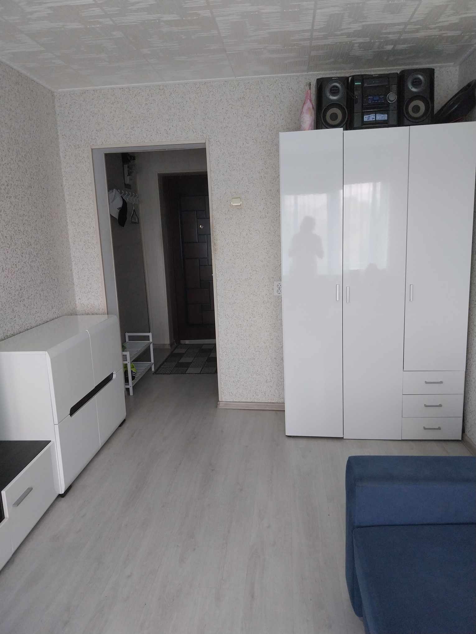 Parduodamas 1 kambario butas