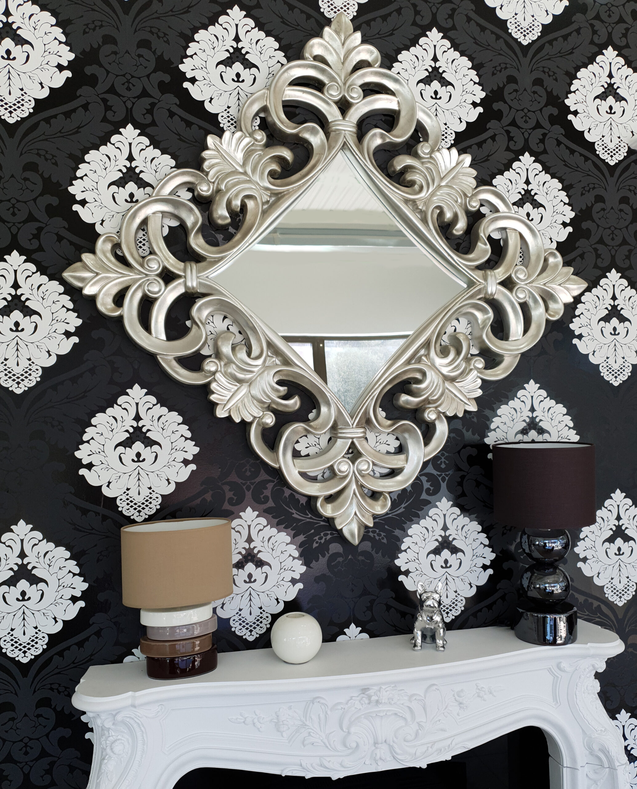 Klasikiniai ir modernūs veidrodžiai