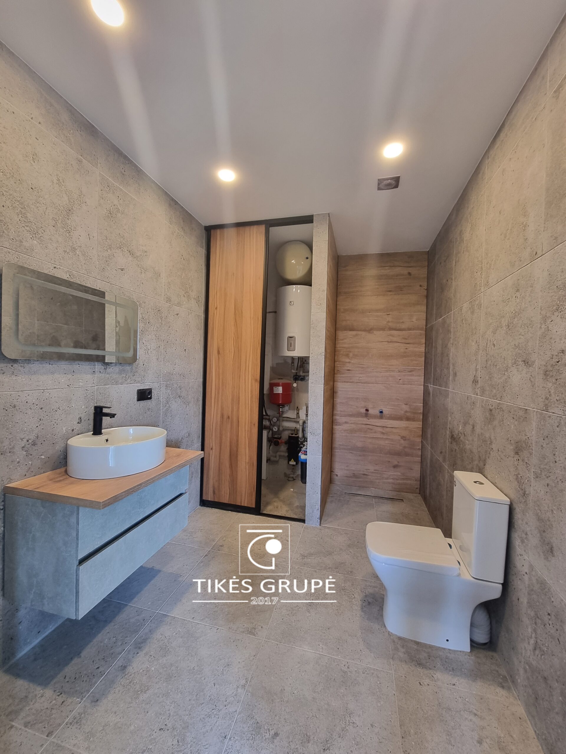 Parduodamas naujos statybos pilnai įrengtas 1 aukšto 80 m² mūrinis sodo namas su 6 a. žemės sklypu.