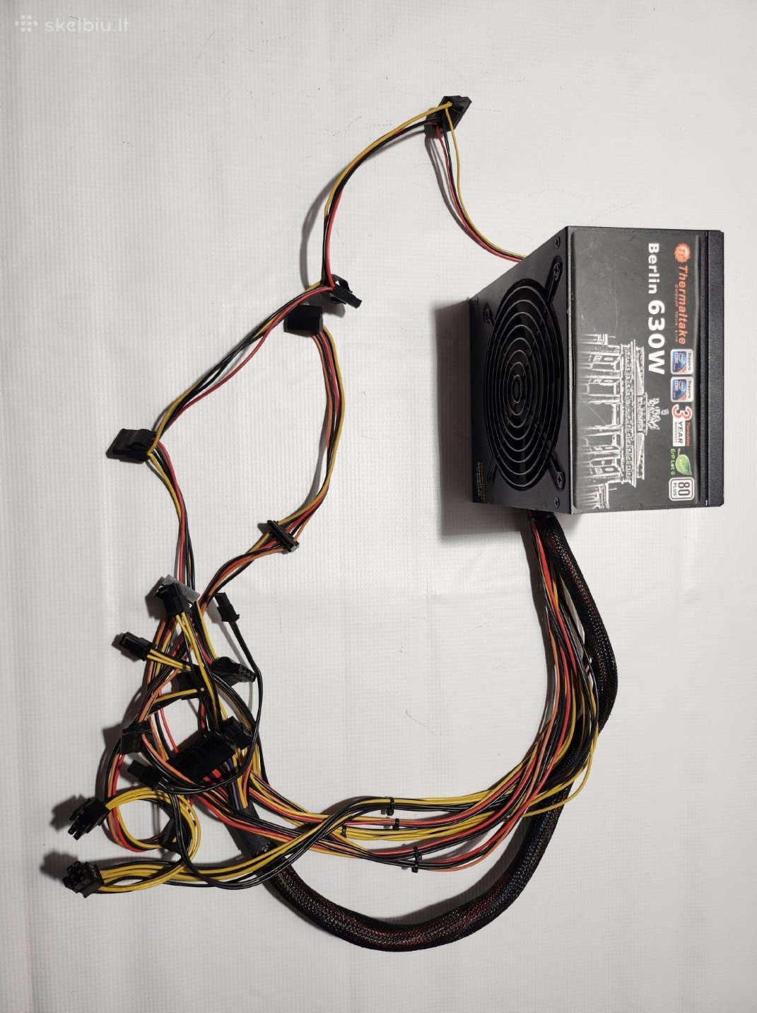 Maitinimo blokai 450-1300w Suteikiame garantiją