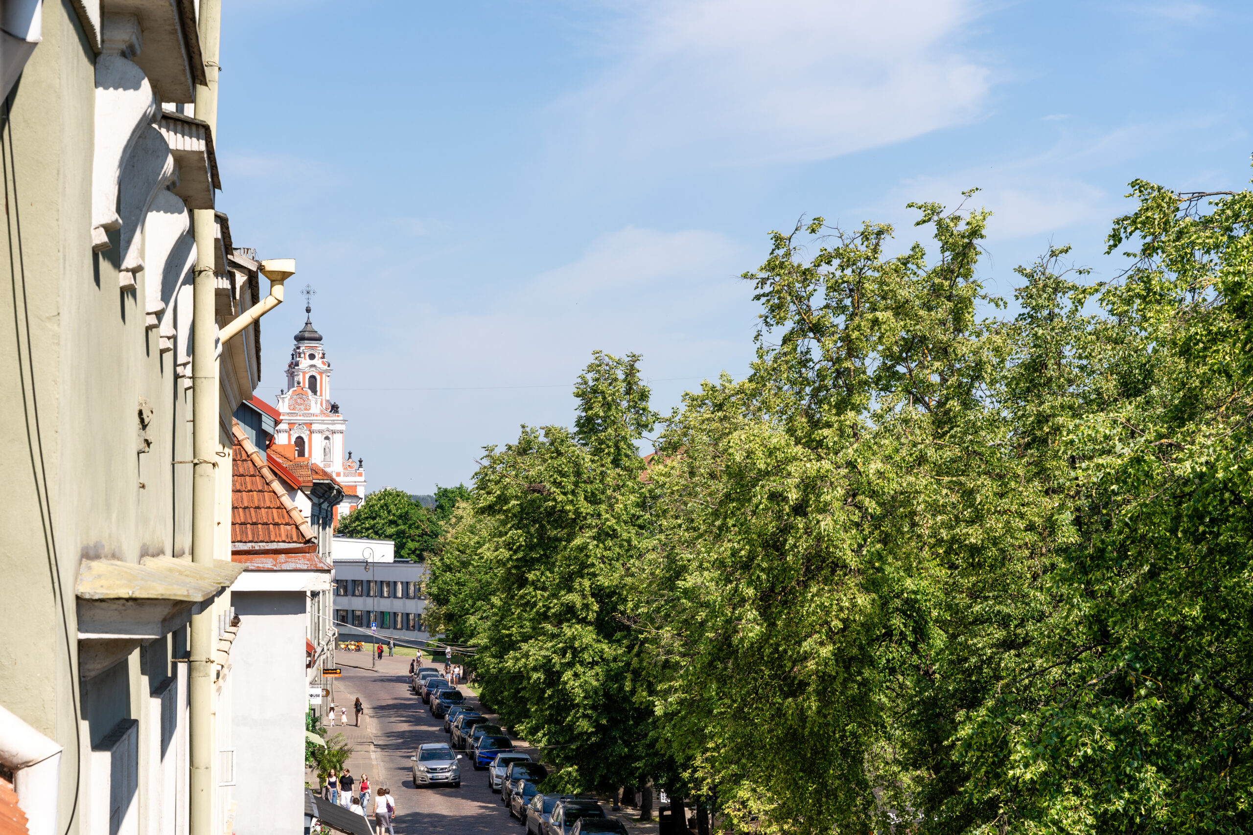Parduodamas erdvus 3 kambarių butas Vilniaus senamiestyje