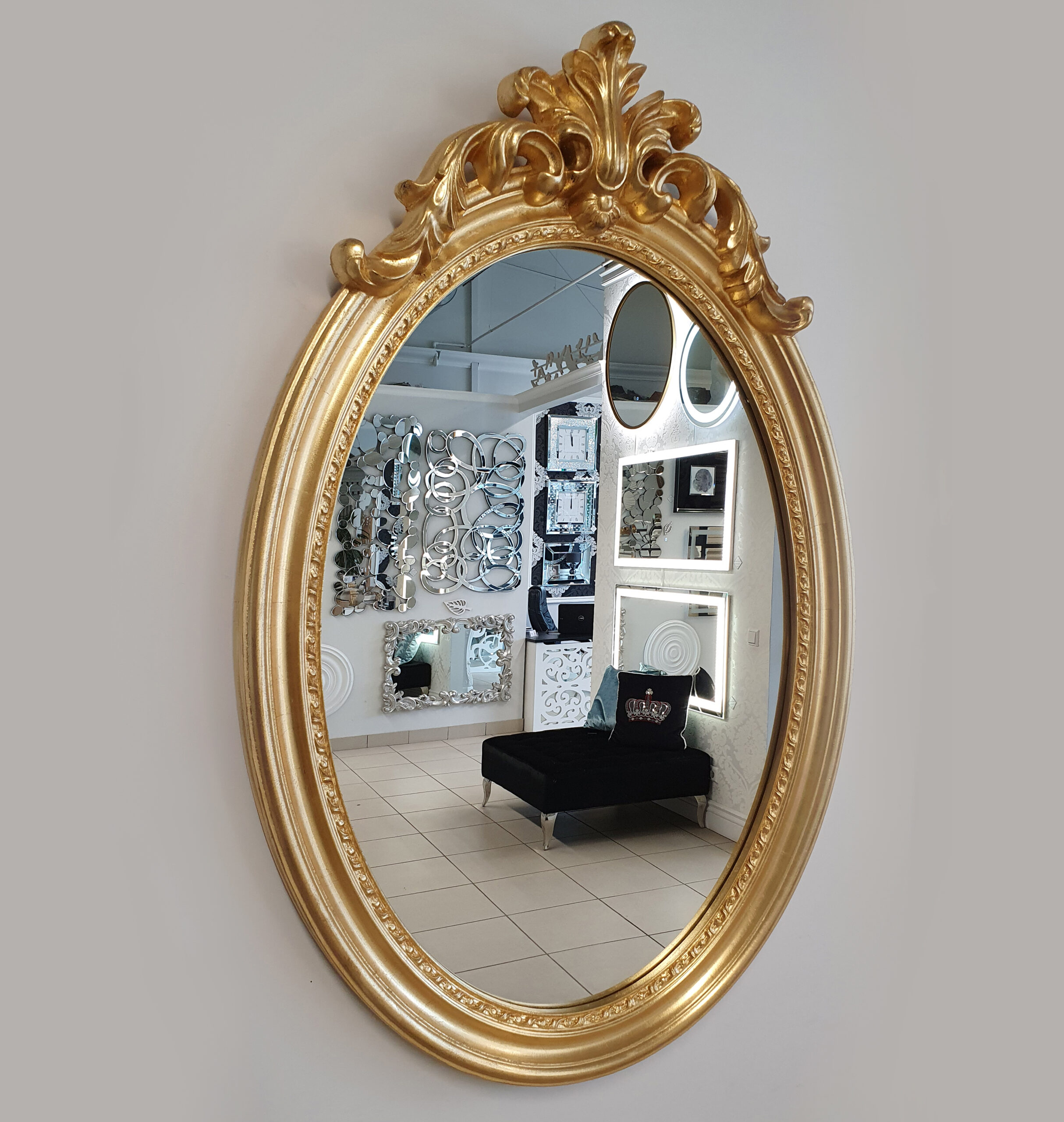 Klasikiniai ir modernūs veidrodžiai