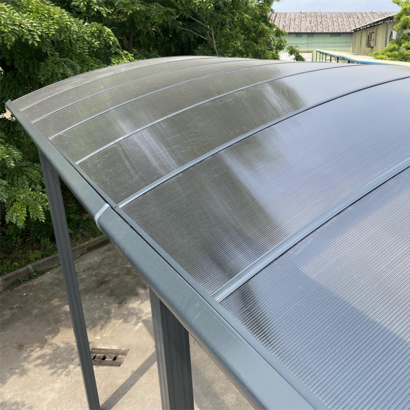 Kanalinis polikarbonatas arkiniams šiltnamiams – terasoms – pavėsinėms PJAUSTAU PAGAL JUS