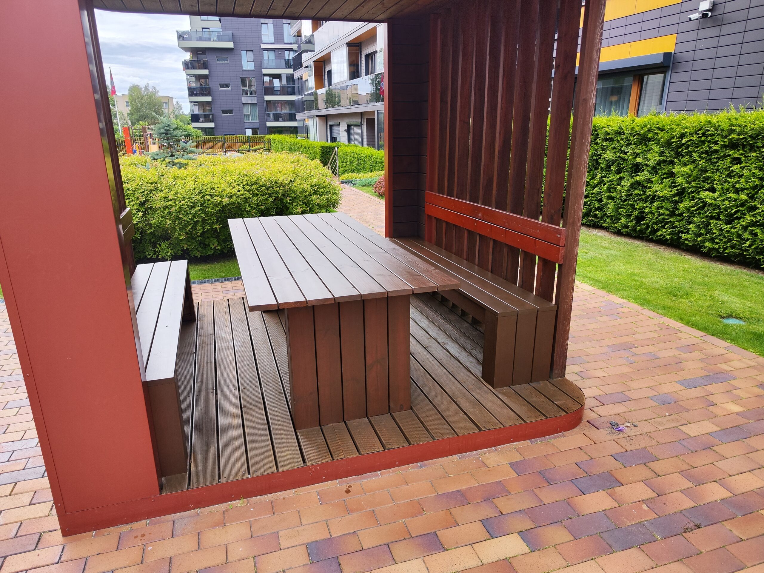 Stalius, dailidė, karkasai, terasos, stoginės