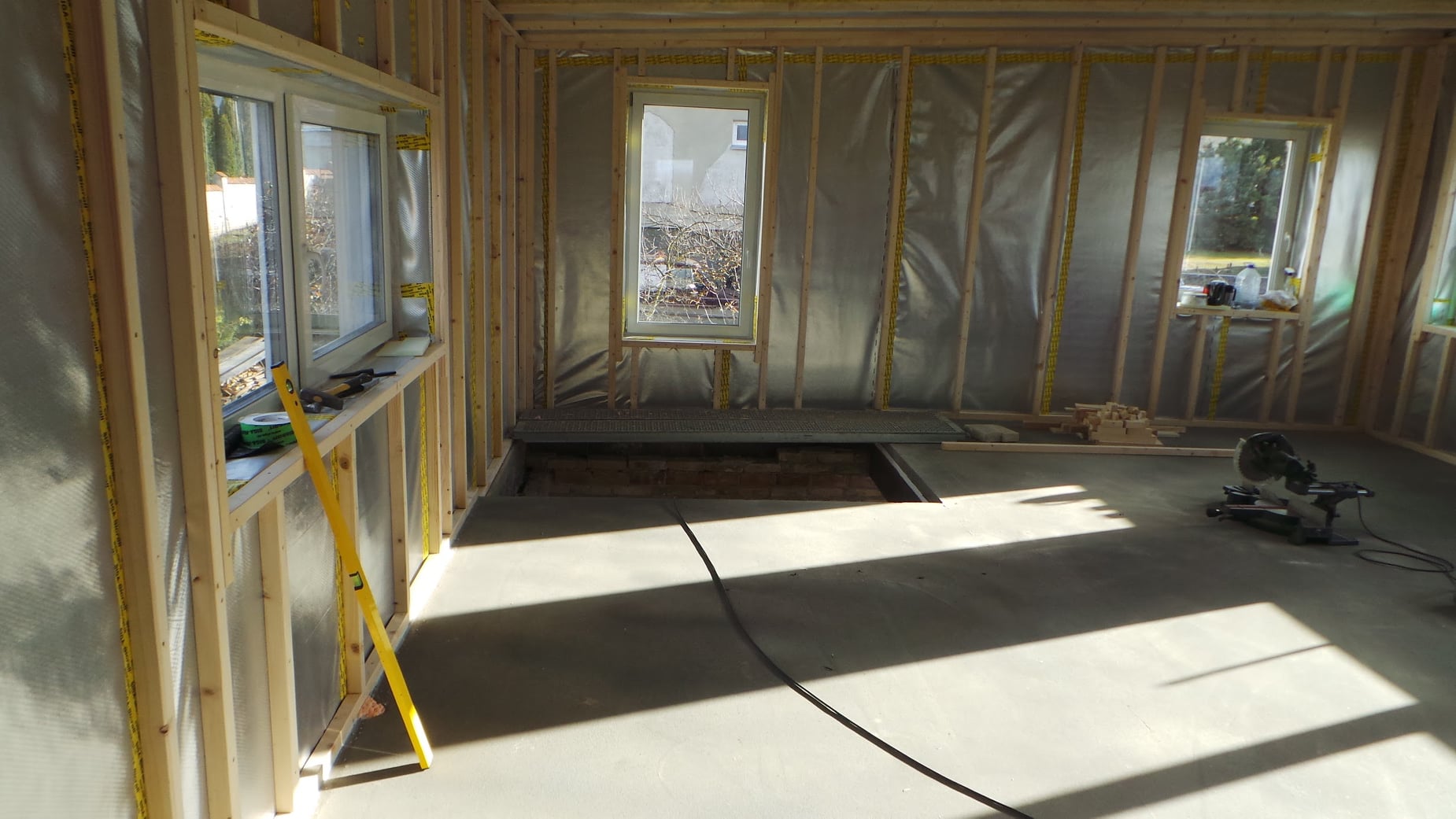 Stalius, dailidė, karkasai, terasos, stoginės