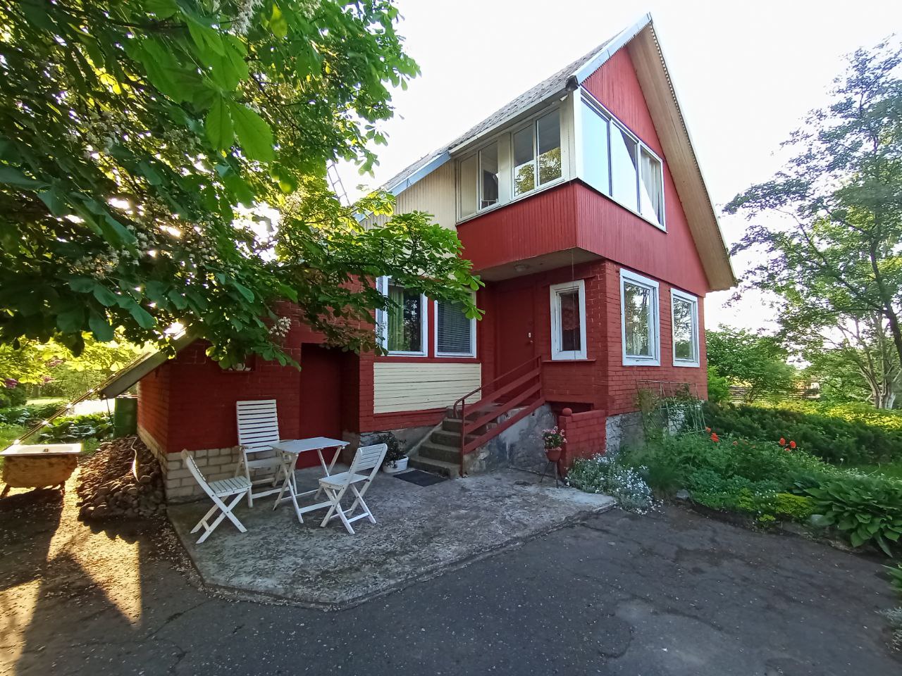 Parduodamas erdvus namas Varėnos r.