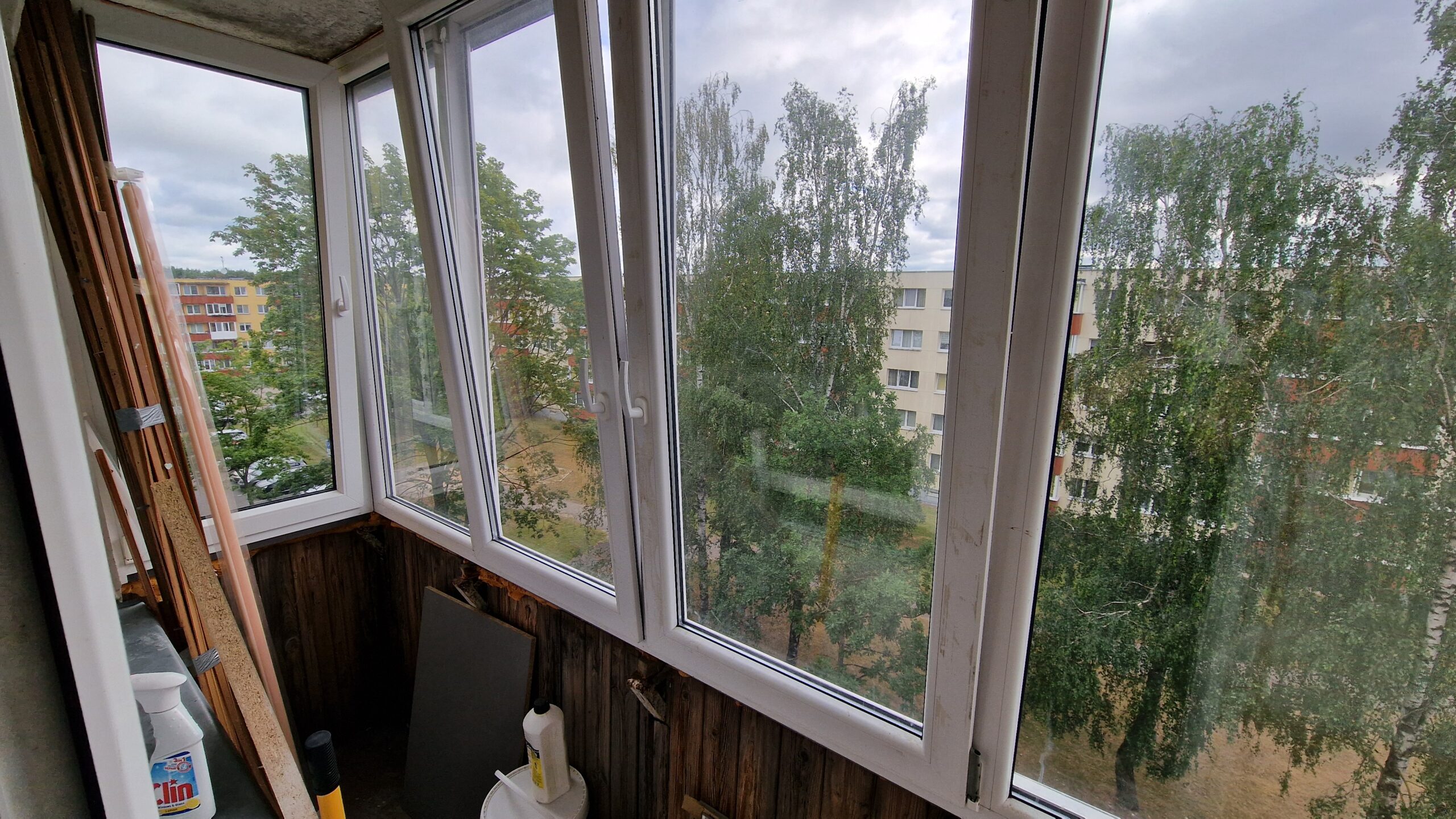 Parduodamas 3 kambarių butas, pradėtas remontas