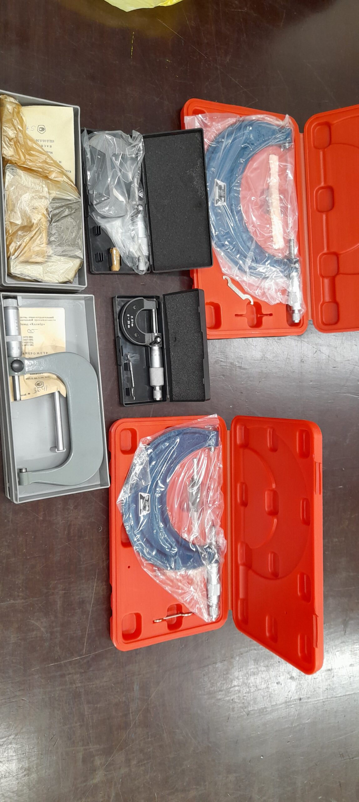 Mikrometrų ir vidmačių rinkinys