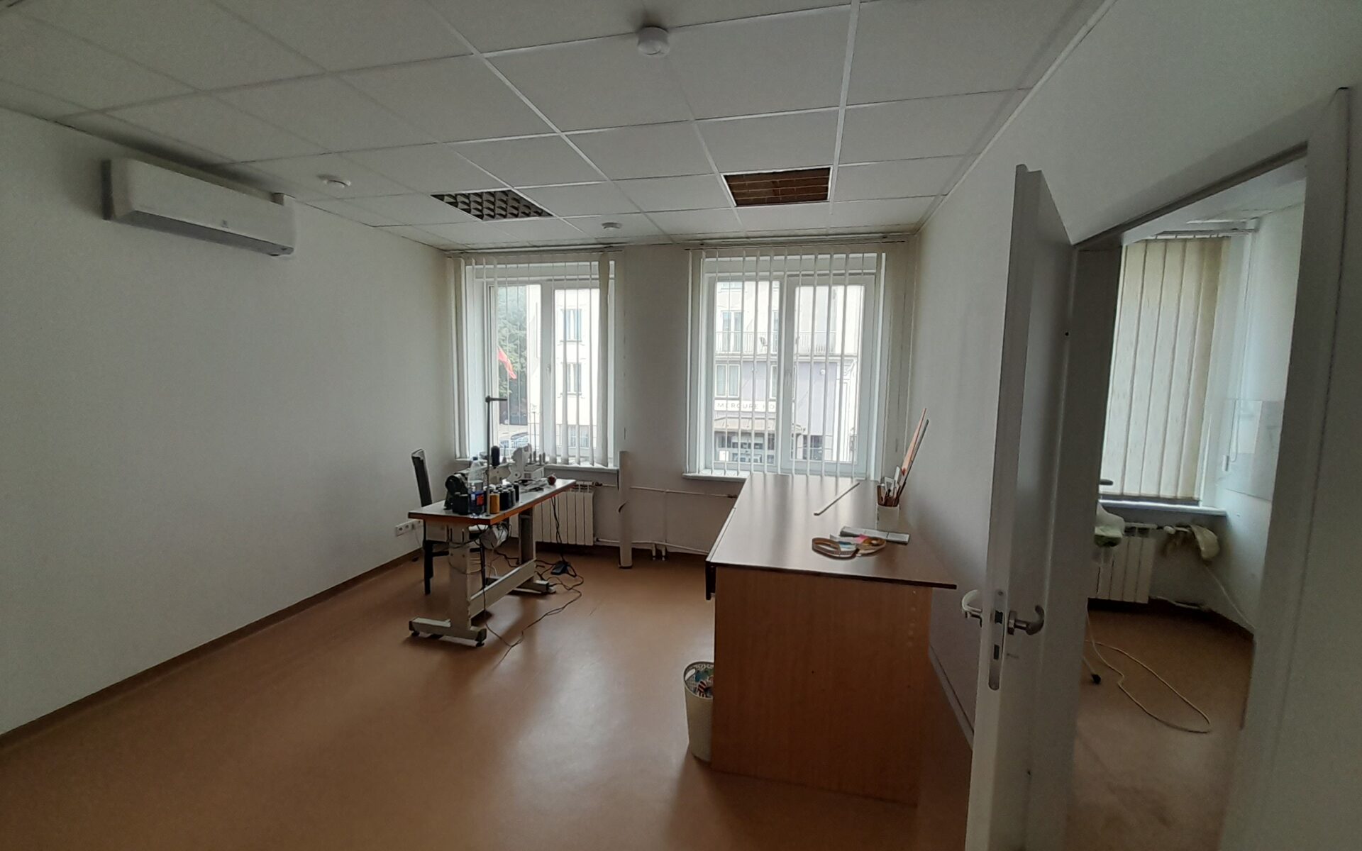 Išnuomojamos 37 kv.m. Patalpos tinkamos grožio – paslaugų – procedūroms – ofisui.