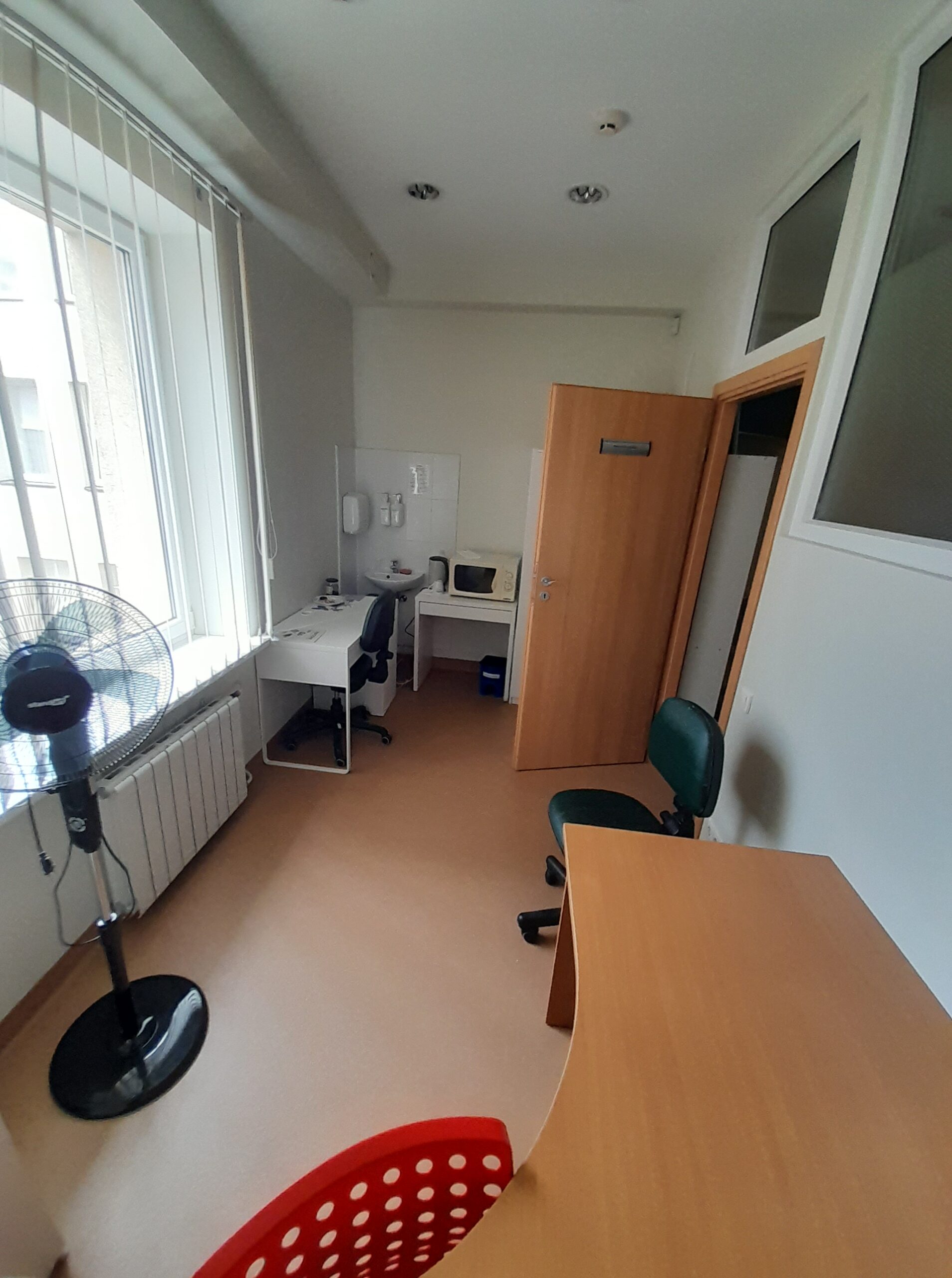 Išnuomojamos 39 kv.m. Patalpos tinkamos grožio – paslaugų – procedūroms – ofisui