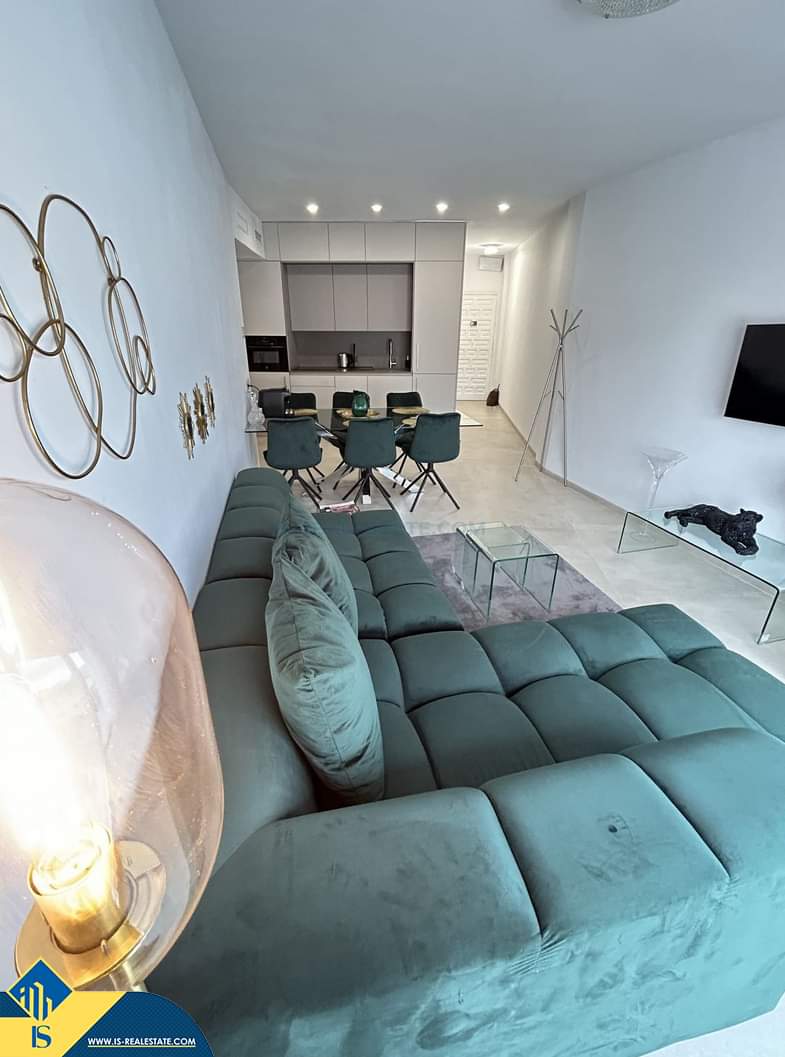 Parduodamas 4 kambarių renovuotas apartamentas Ispanijoje, Malaga provincijoje, Marbella mieste