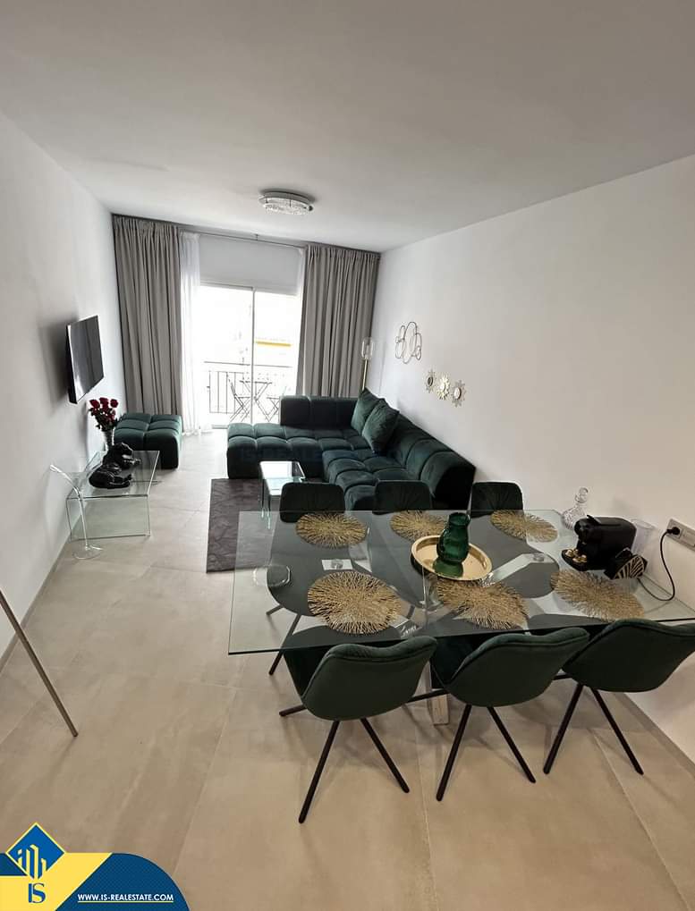 Parduodamas 4 kambarių renovuotas apartamentas Ispanijoje, Malaga provincijoje, Marbella mieste