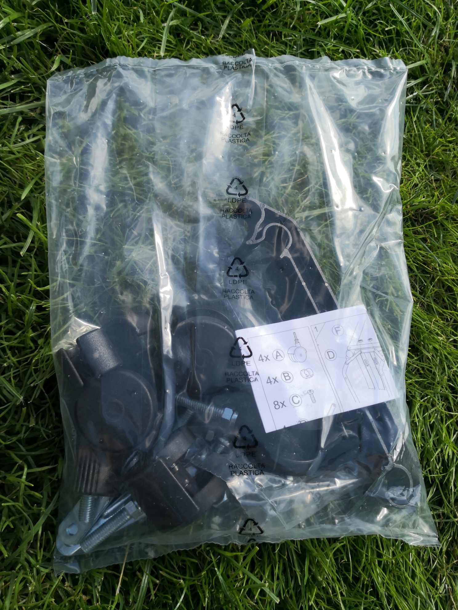 Naujos sulankstomos lovos