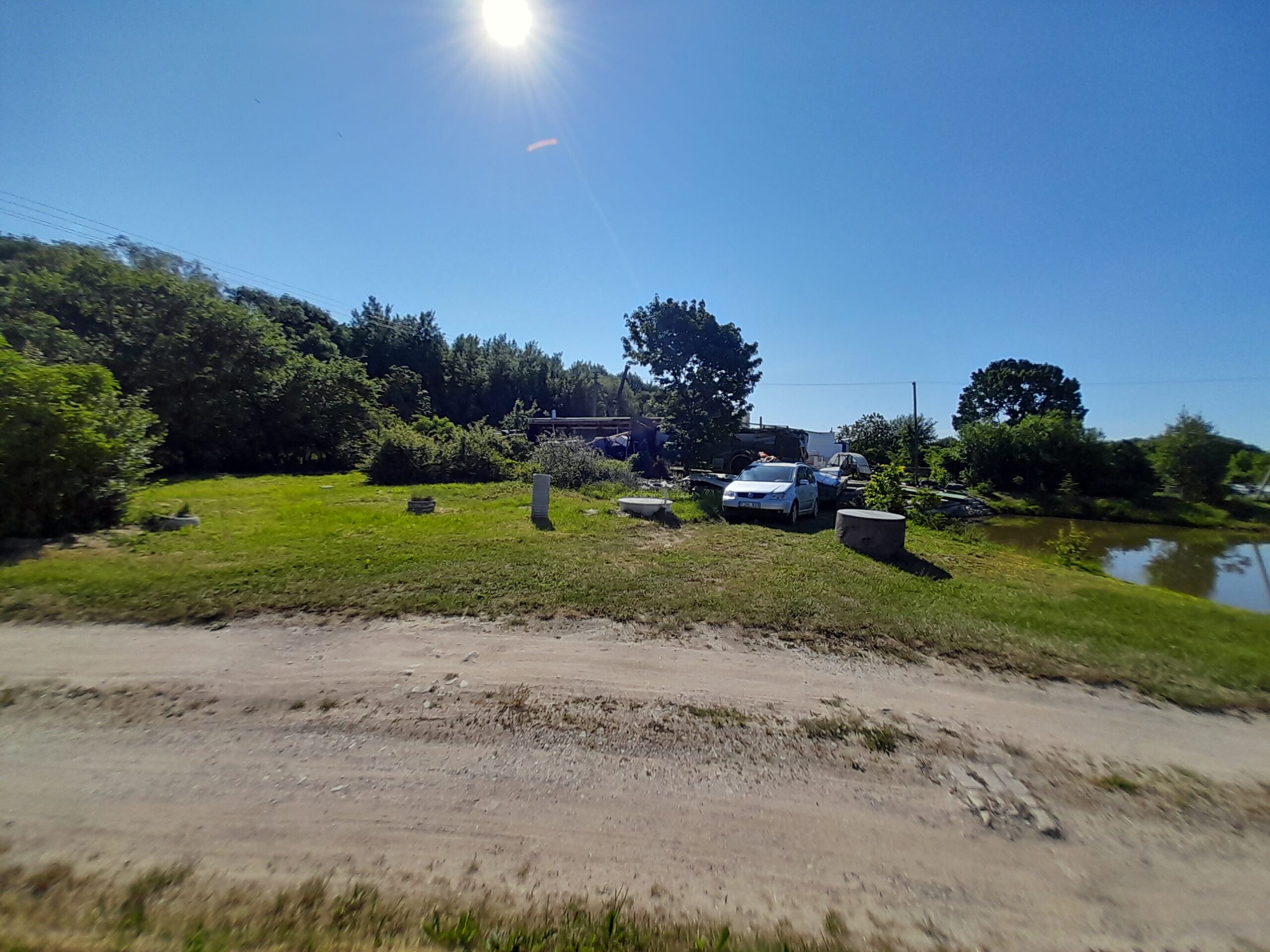 Parduodamas sklypas su namo dalimi. Tauralauki Arimų g. 6 6 arų žemės sklypas