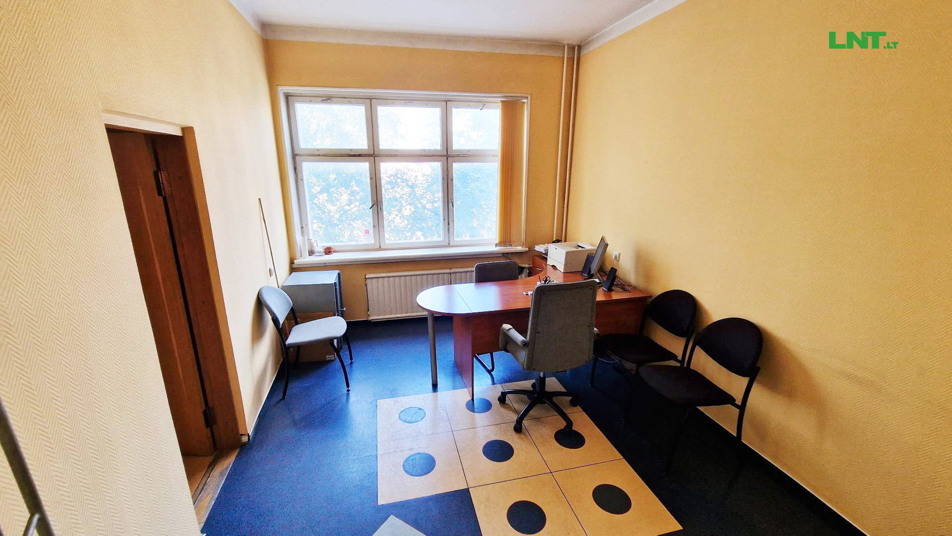 Parduodamos administracinės patalpos Panevėžyje miesto centre