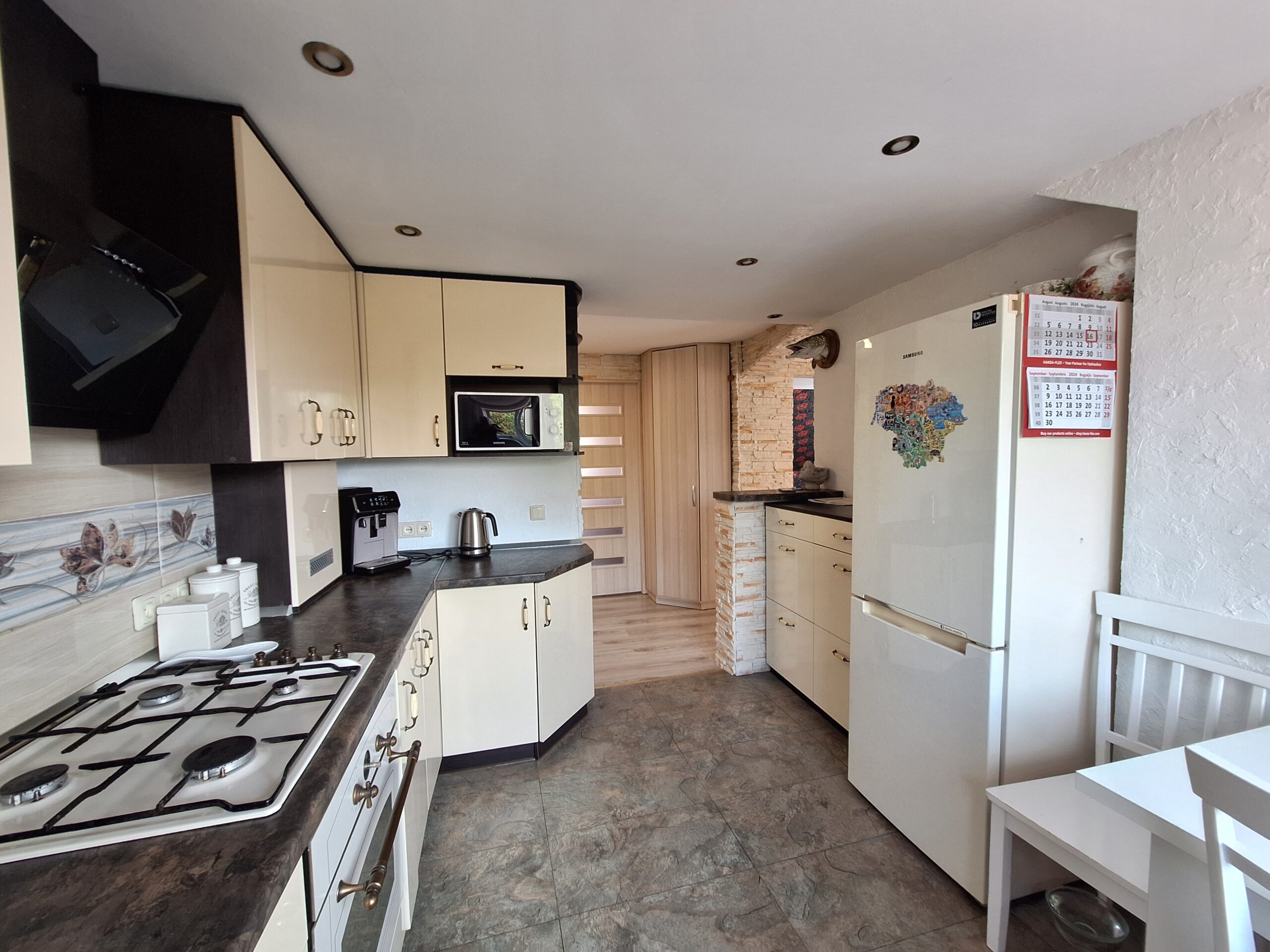 3 kambarių butas Klaipėdos centre !!!