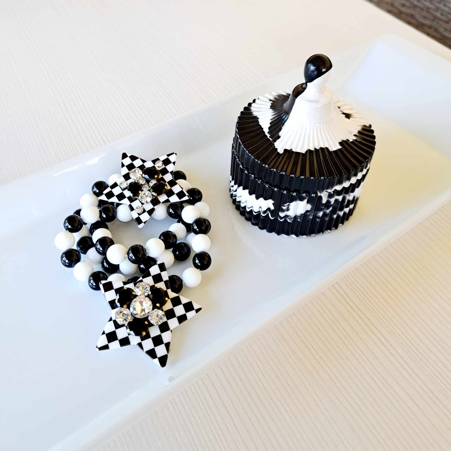 Rankų darbo išskirtiniai gipso gaminiai, žvakės – namų dekoro detalės ir dovanų idėjos