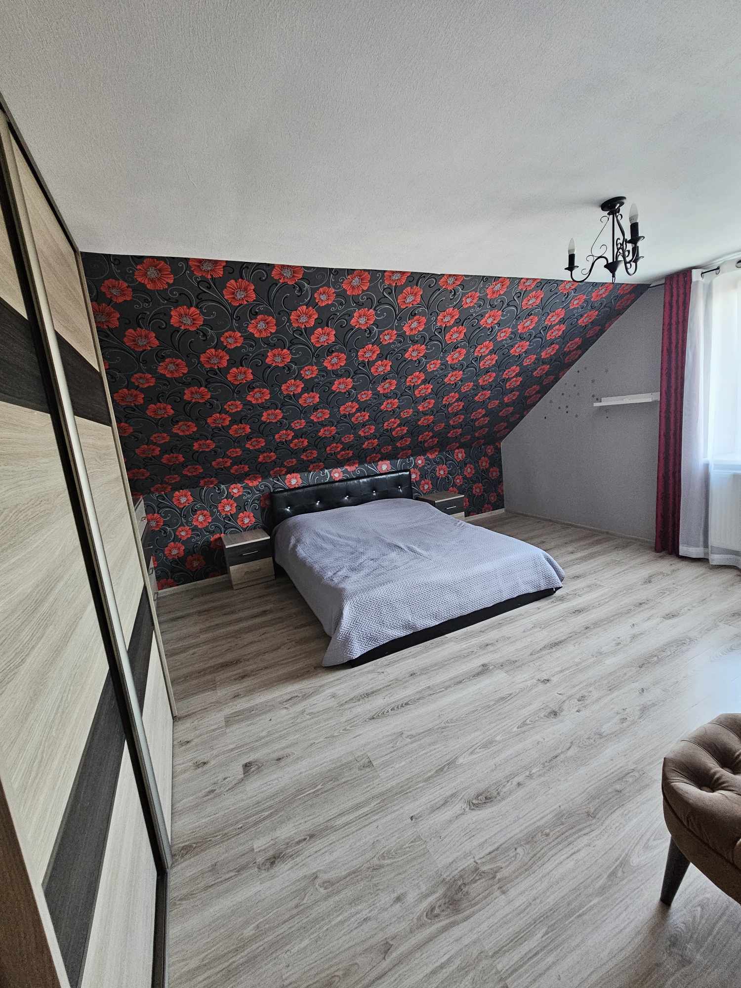 3 kambarių butas Klaipėdos centre !!!