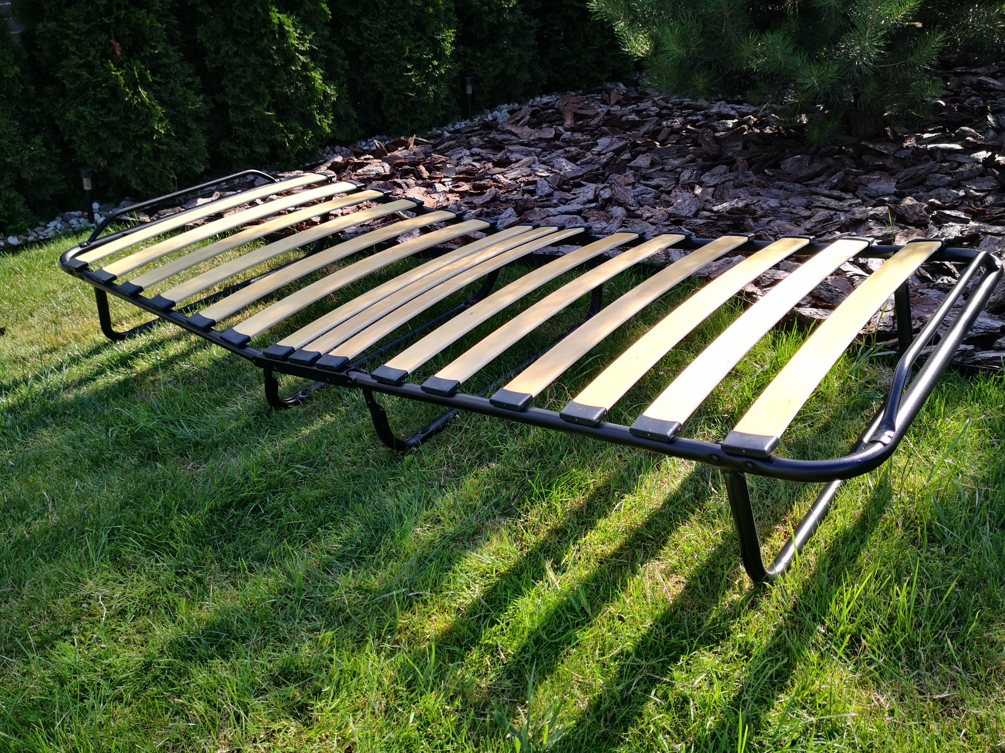 Naujos sulankstomos lovos