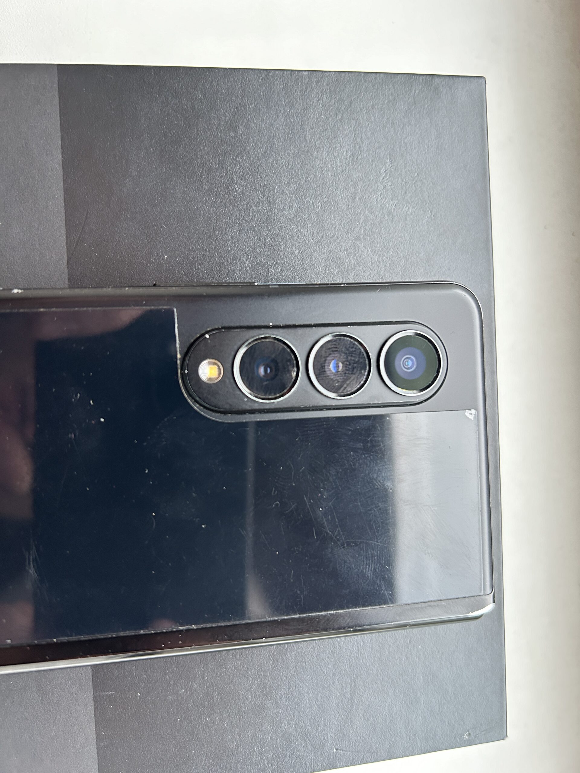 Samsung Galaxy Z Fold 3