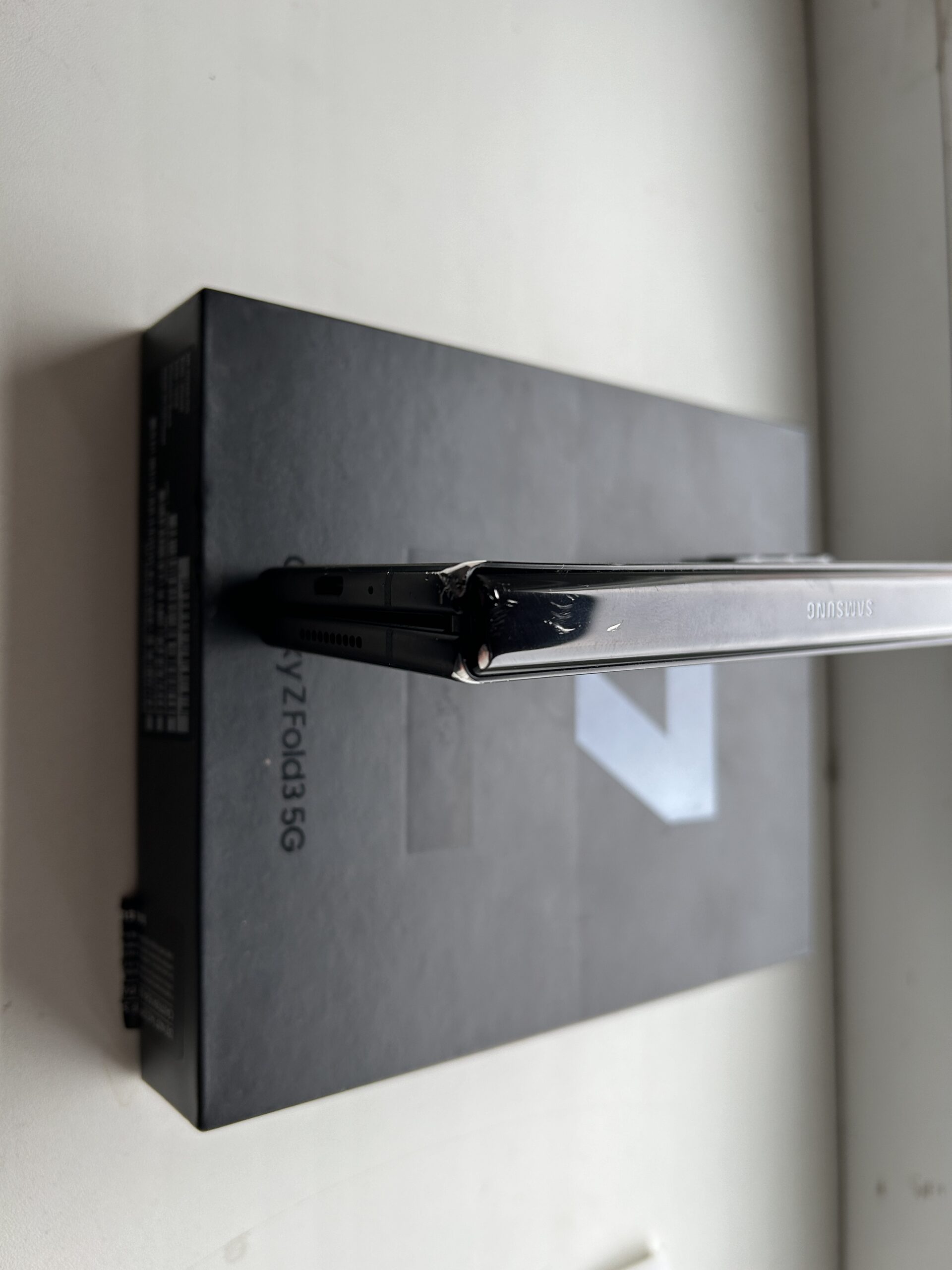 Samsung Galaxy Z Fold 3