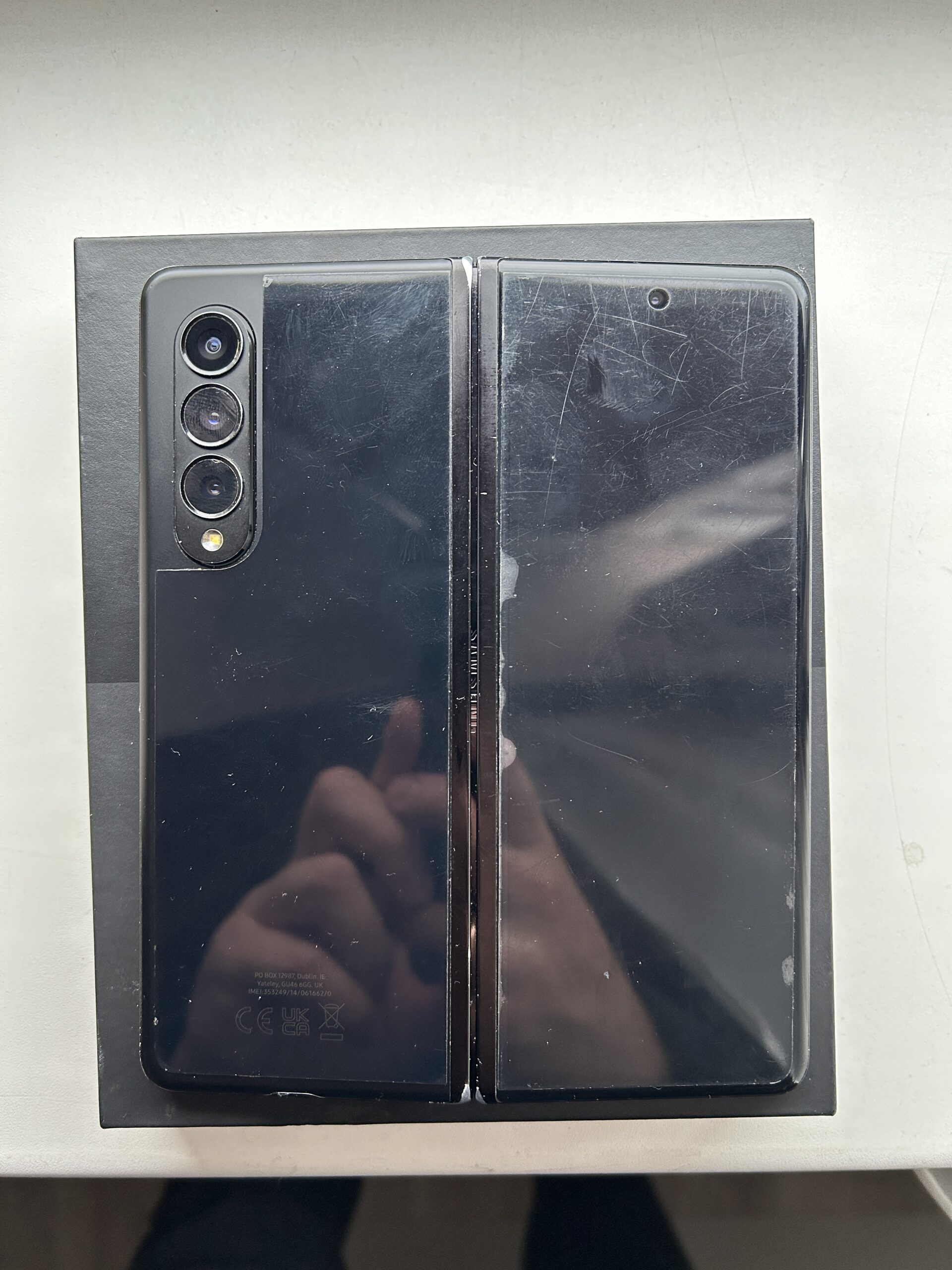 Samsung Galaxy Z Fold 3
