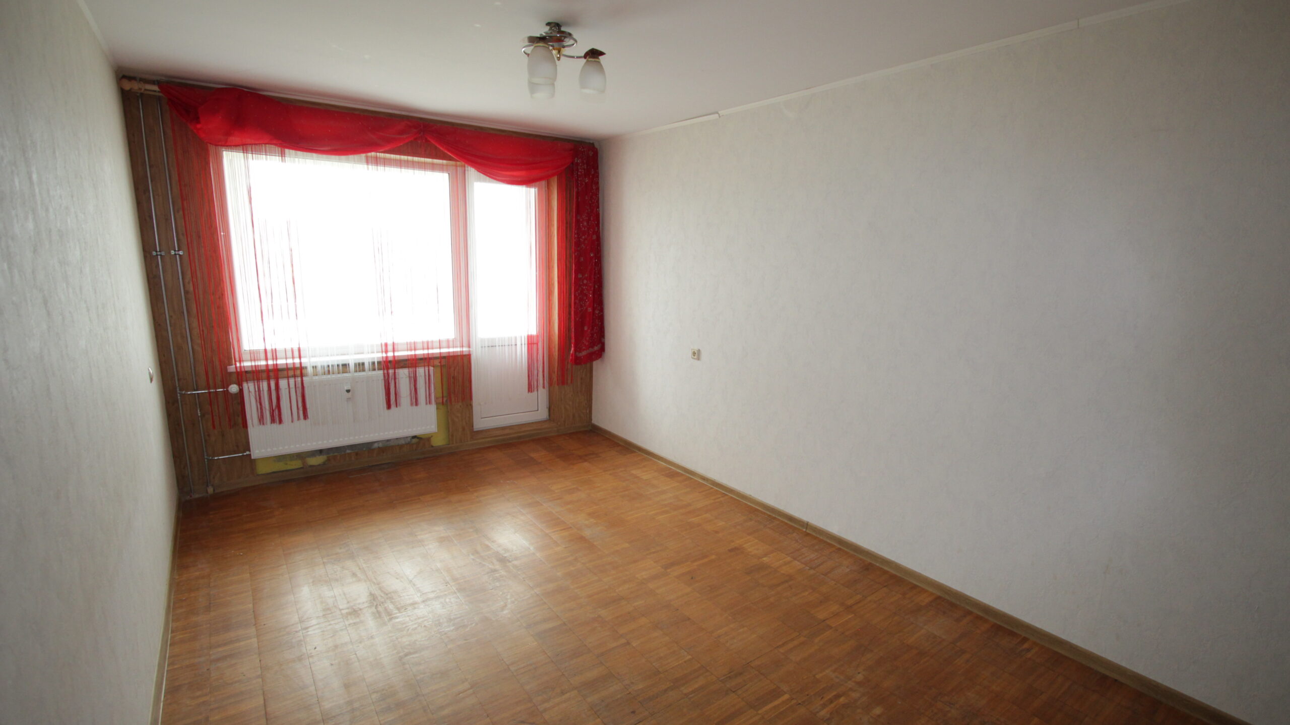 Parduodamas 2 kambarių butas