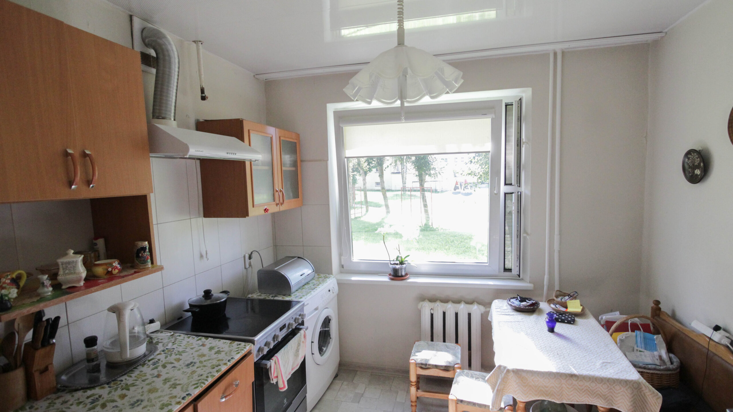 Parduodamas 2 kambarių butas (Naujoji Akmenė)