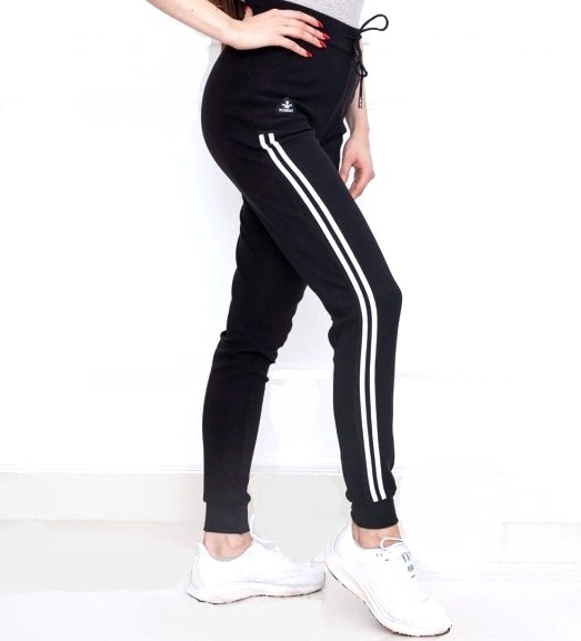 Kelnės laisvalaikiui ir sportui