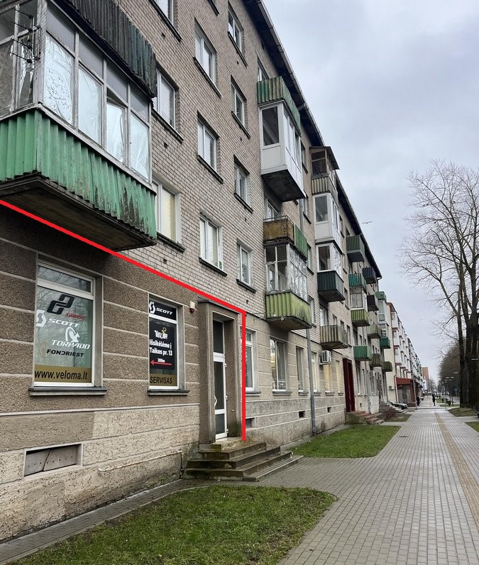 KLAIPĖDOJE TAIKOS PR. PARDUODAMOS KOMERCINĖS PASKIRTIES PATALPOS