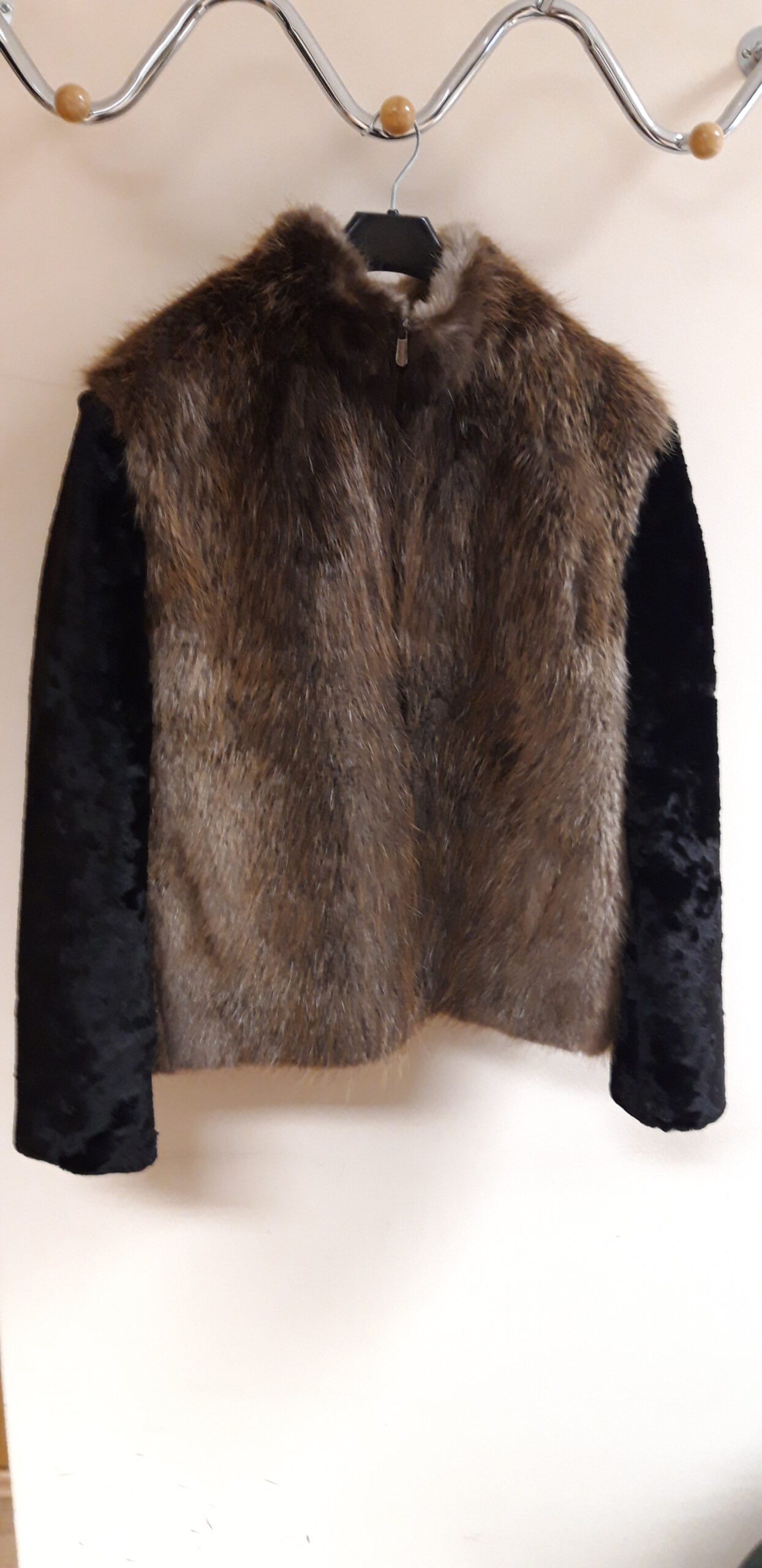 Kailinių siuvimas ir taisymas.