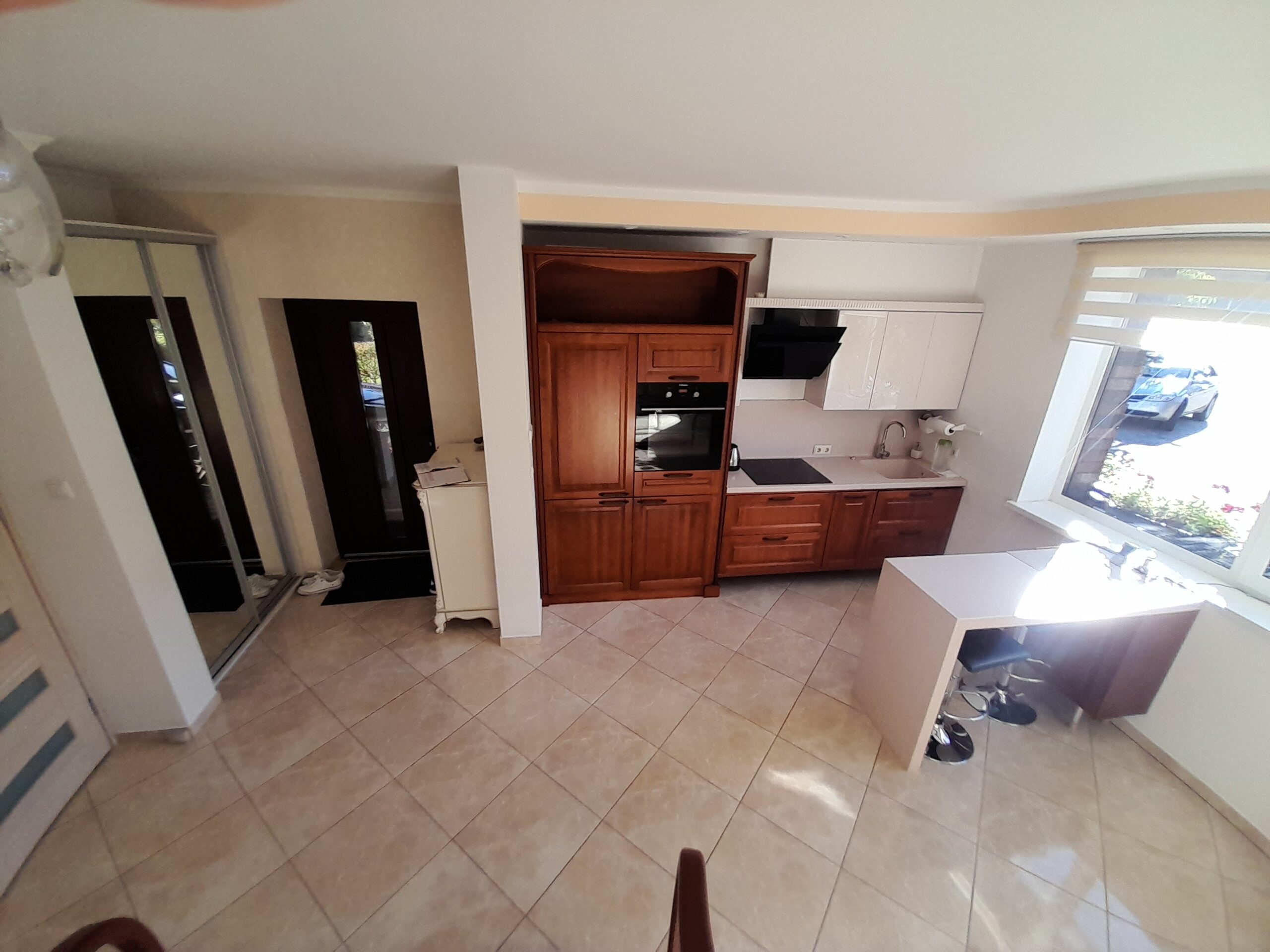 Slengių gyvenvietėje parduodamas 2 aukštų namas. Bendras plotas 170 kv.