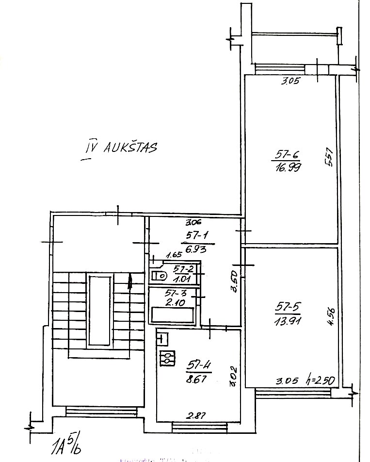 Parduodamas 2 kambarių butas