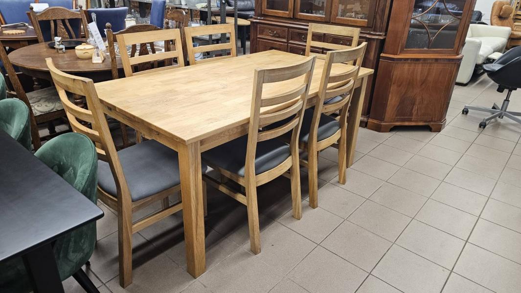 Valgomojo stalas su 6 kėdėmis