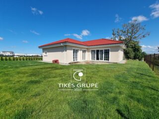 Picsart_24-08-30_14-25-33-724