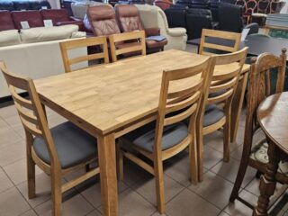 e04-valgomojo-stalas-su-6-kedemis