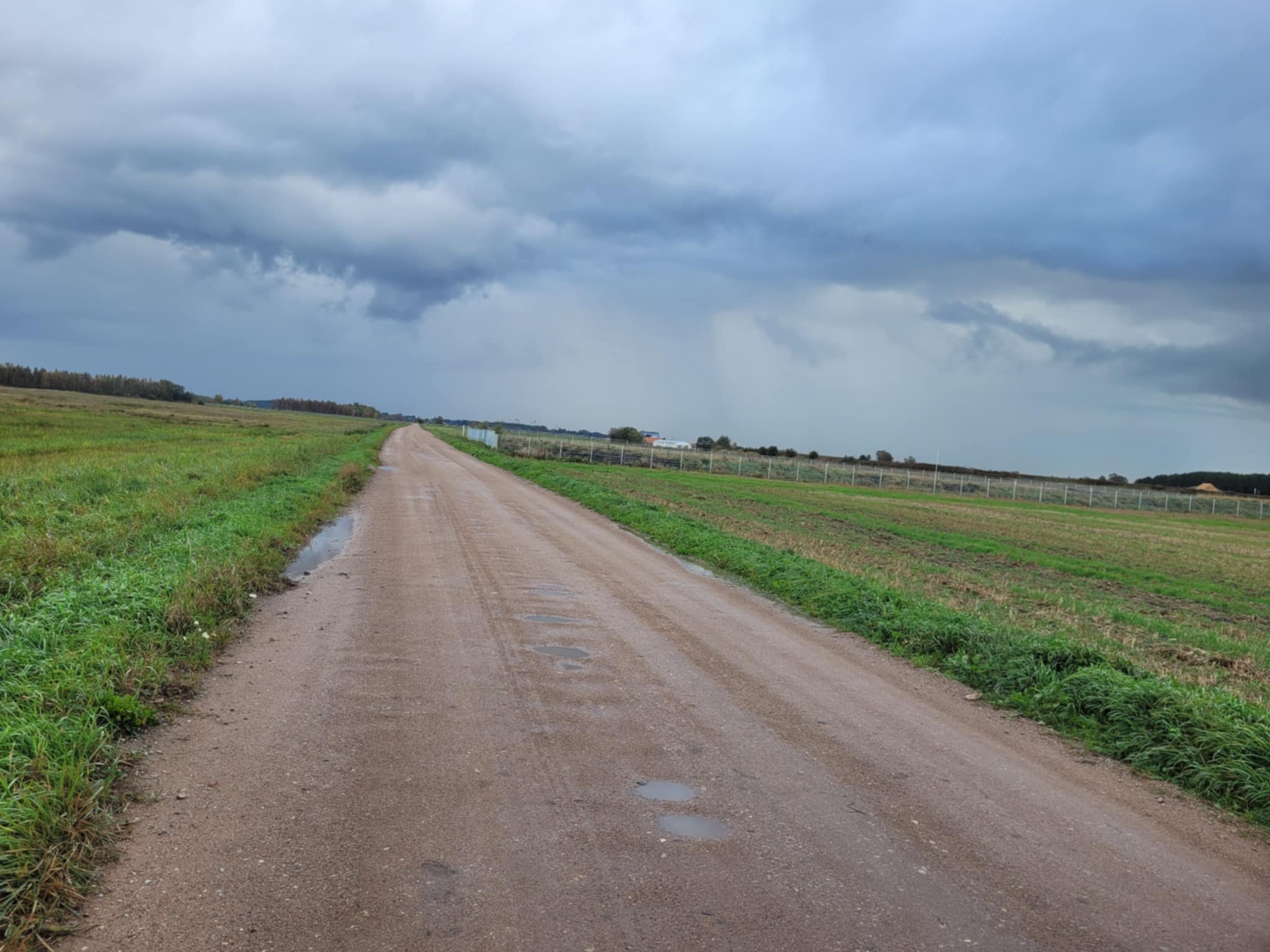 50 ARŲ SKLYPAS DREVERNOJE