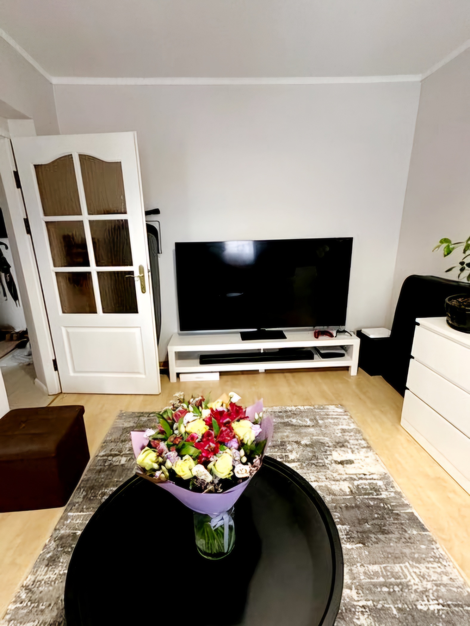 Centre parduodamas 2 kambarių butas