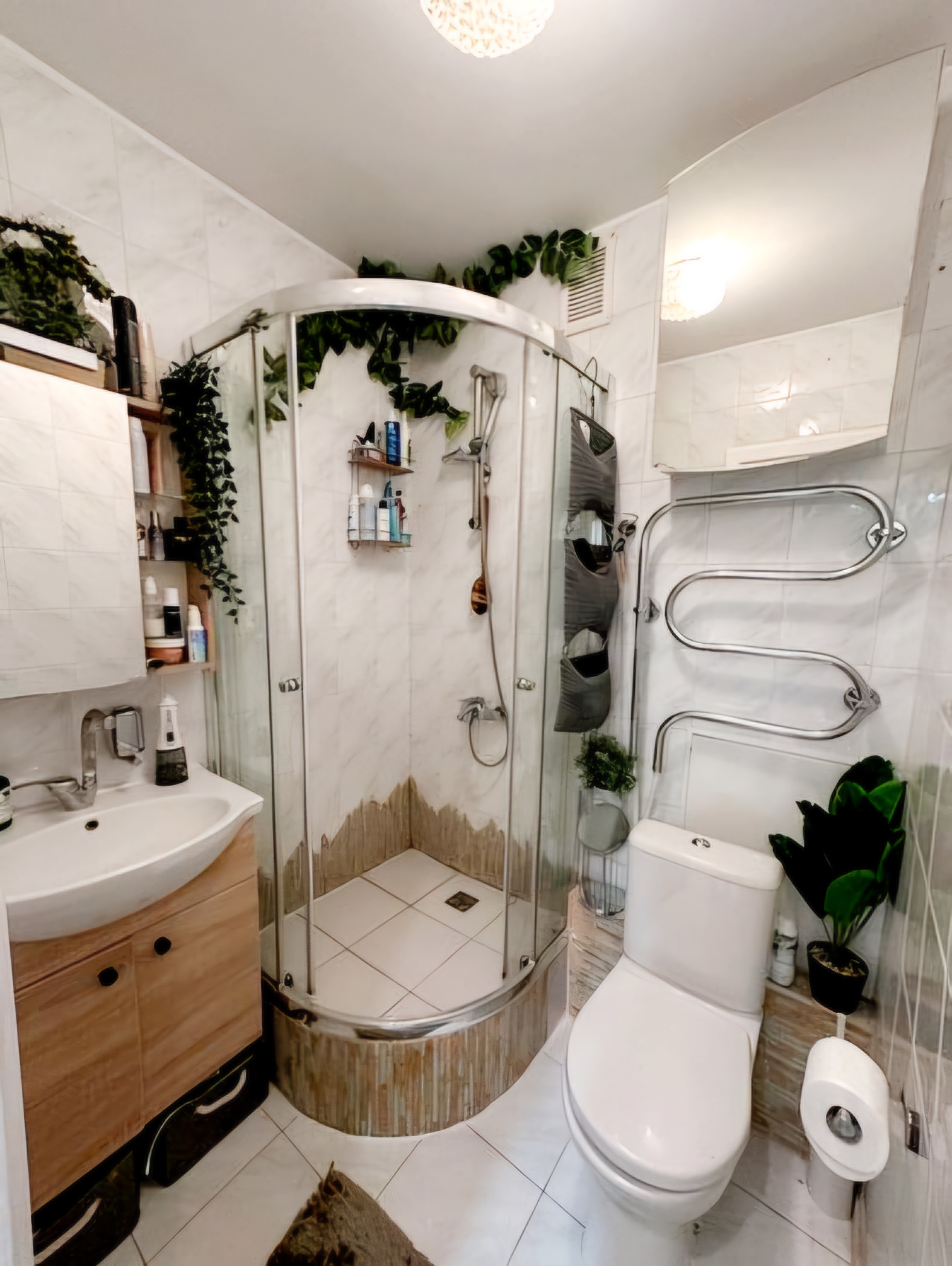 Centre parduodamas 2 kambarių butas