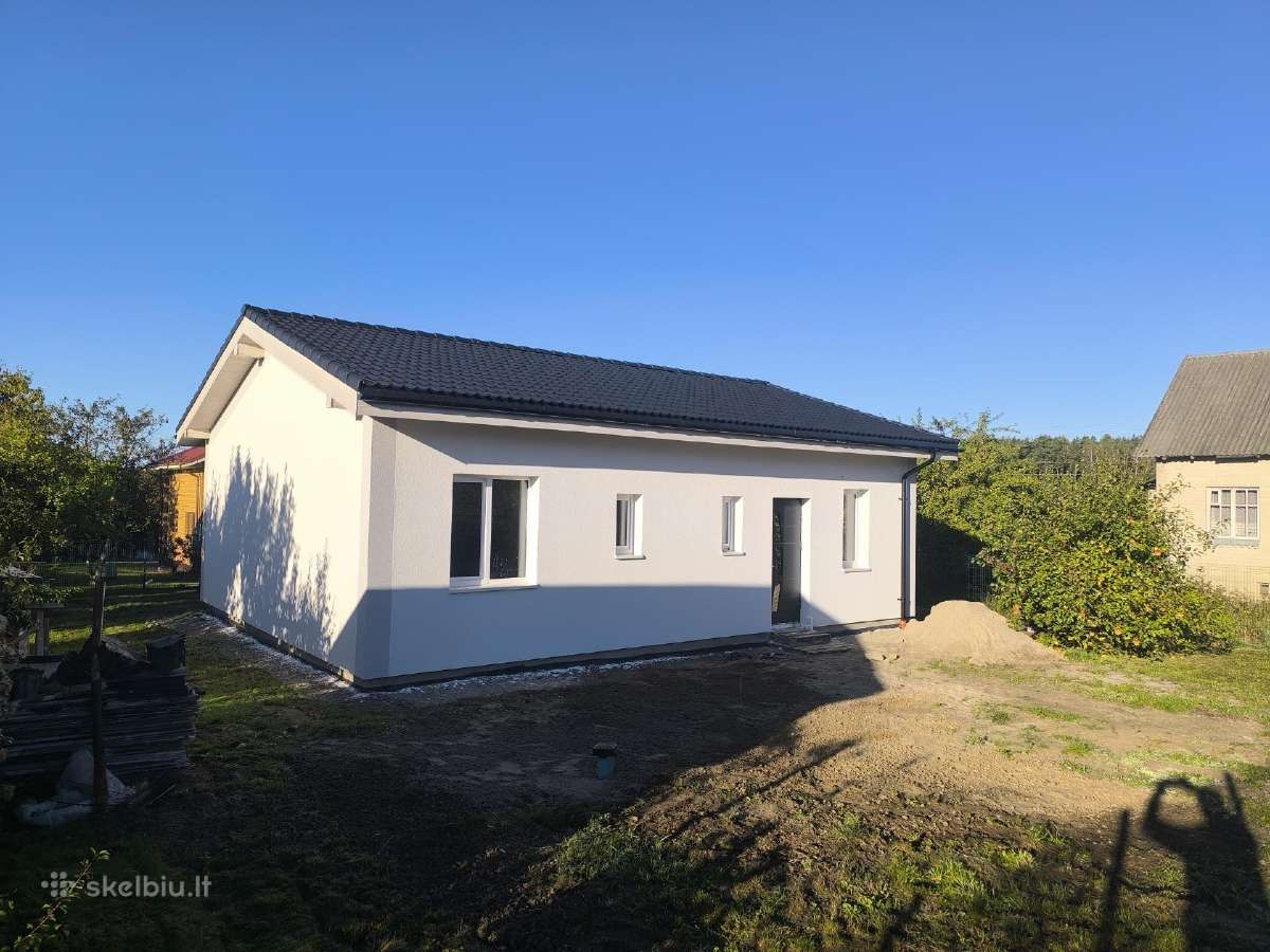 Parduodamas sodo namas