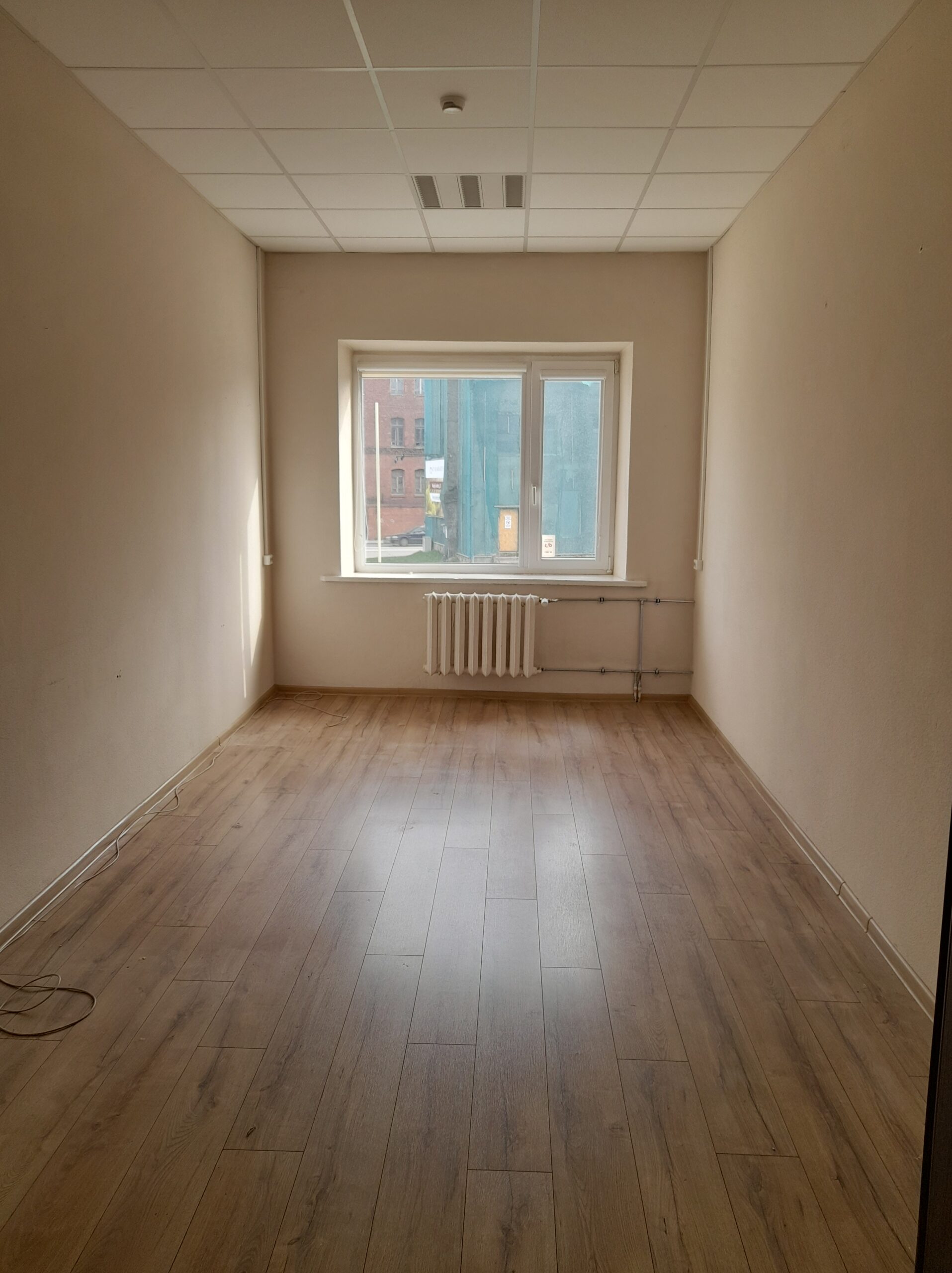 Nuomojamos 18 – 30 – 70 – 137 kv.m. Administracinės patalpos Naujoji Uosto g.